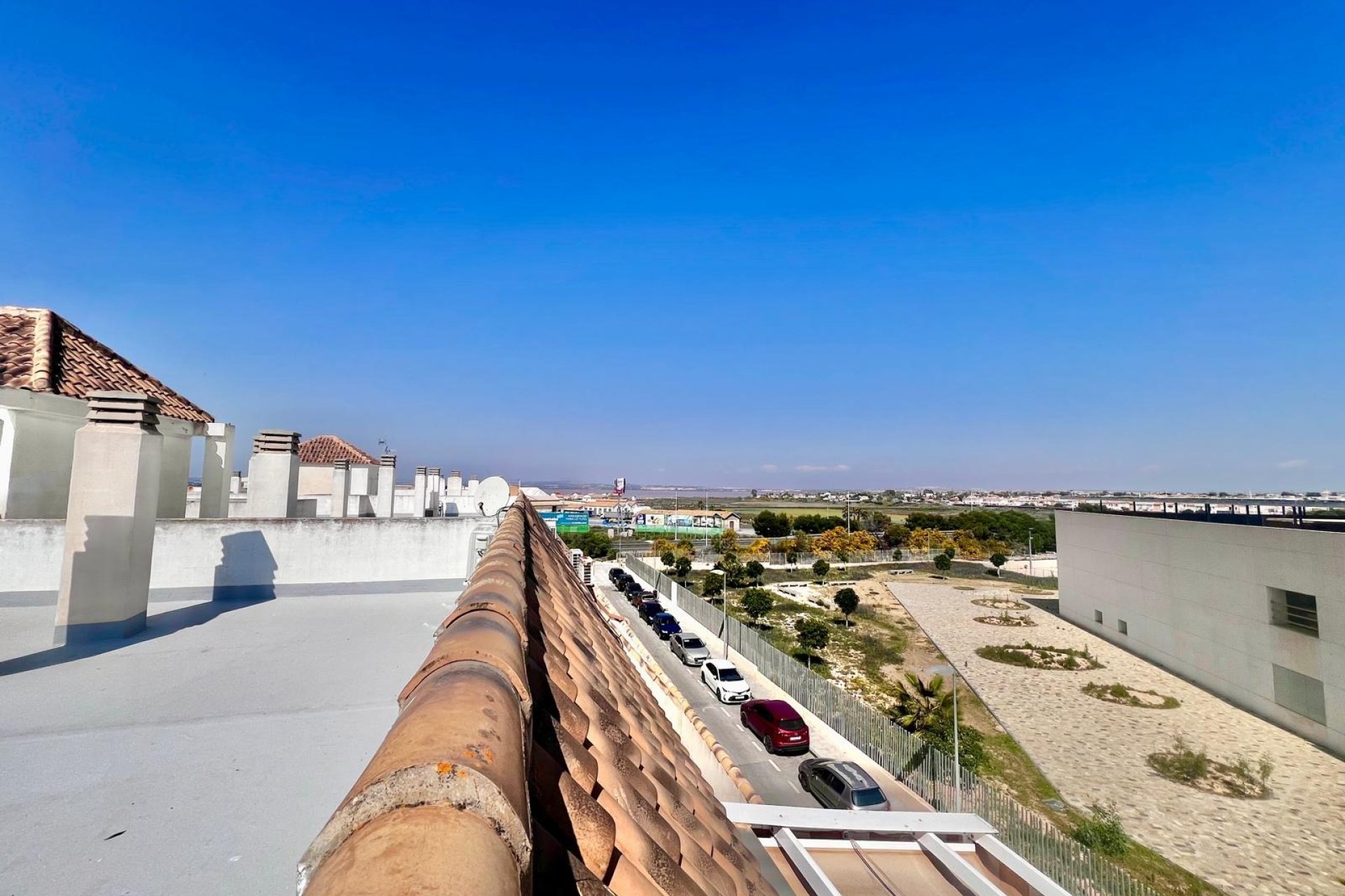 Resale - Apartment / Flat * - Torrevieja * - Acequion *
