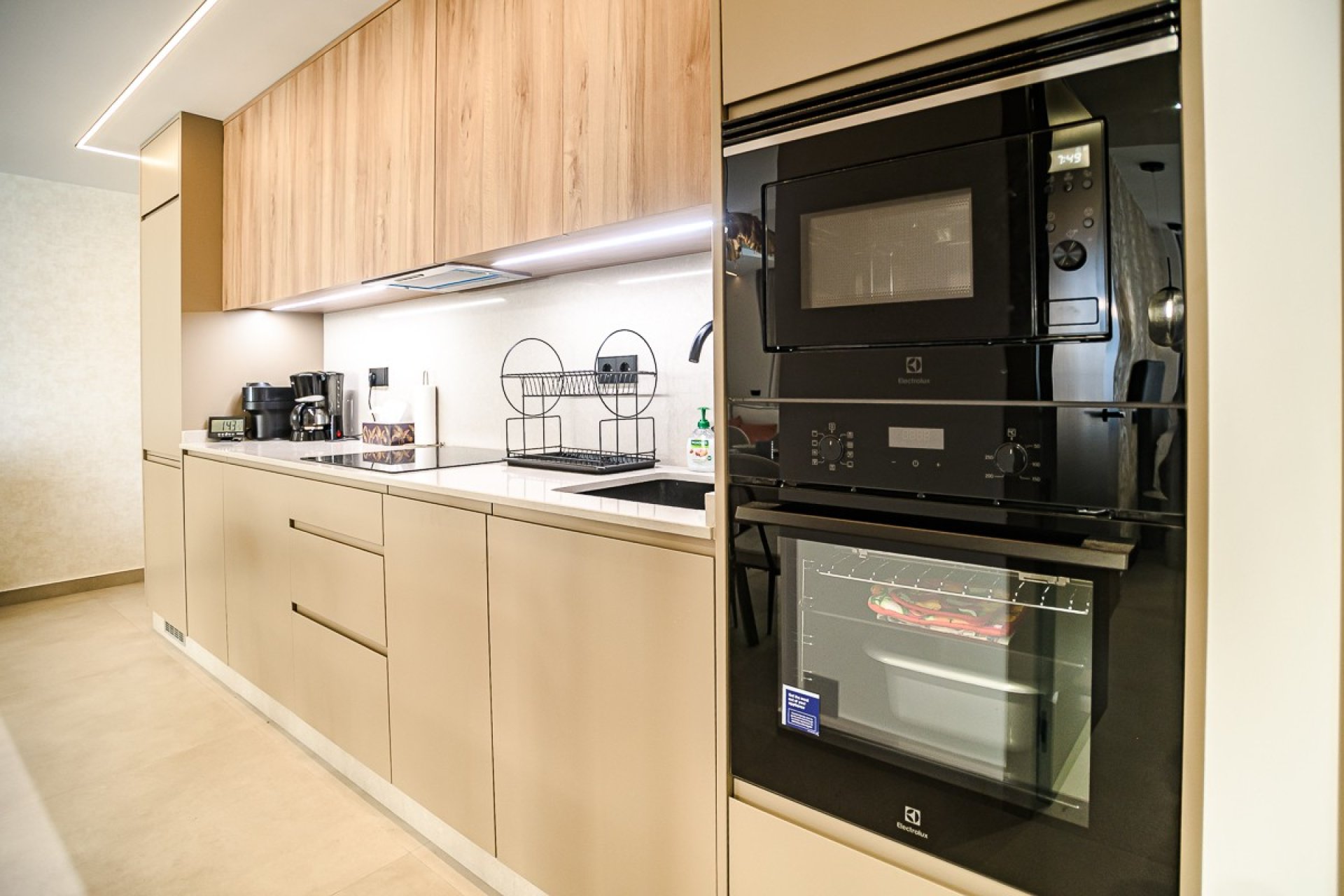 Resale - Apartment / Flat * - Torrevieja * - Acequion