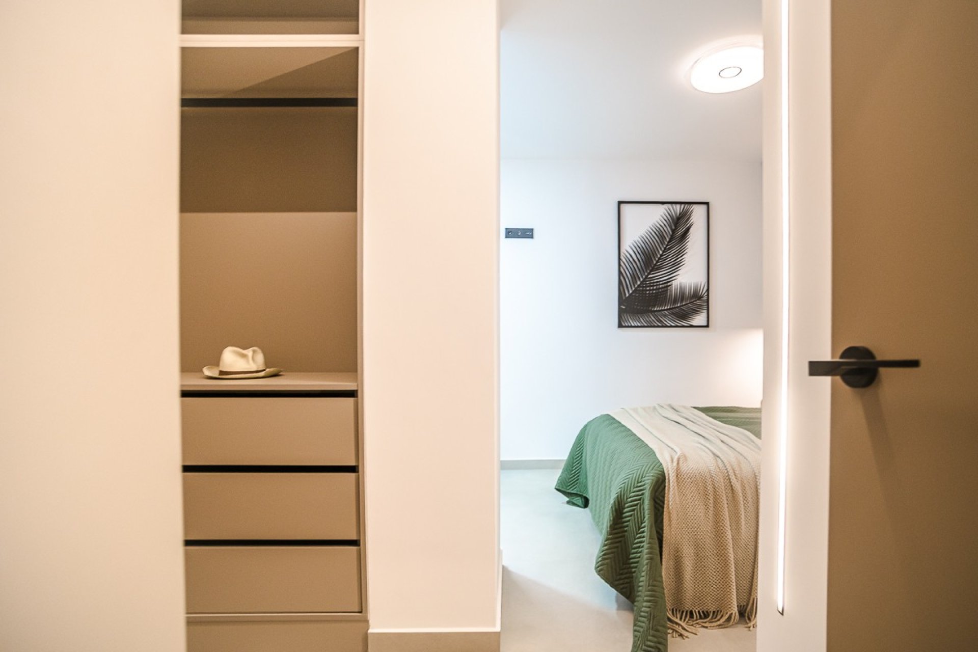 Resale - Apartment / Flat * - Torrevieja * - Acequion