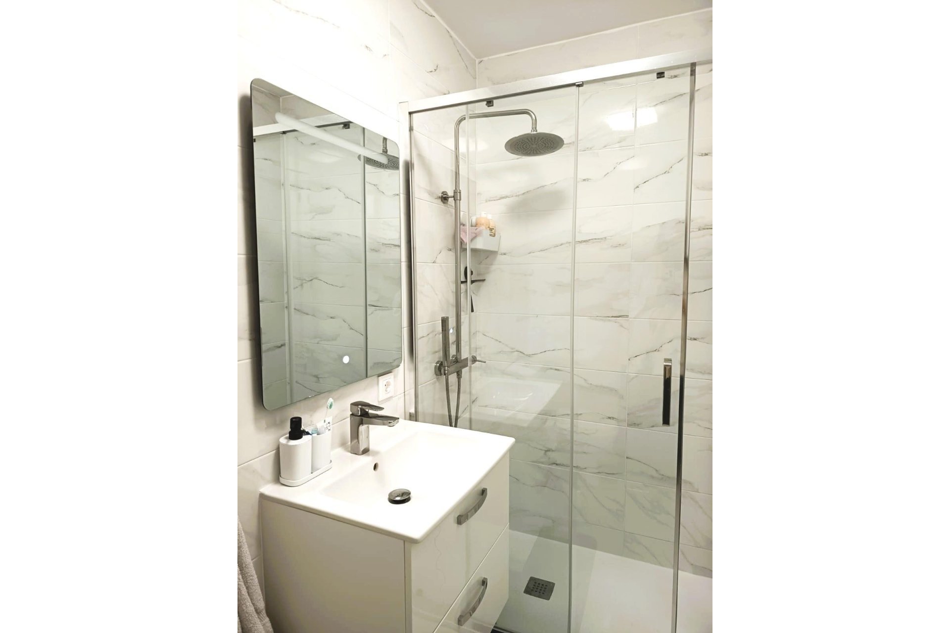 Resale - Apartment / Flat * - Torrevieja * - Acequion *