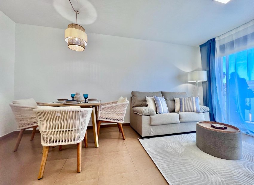 Resale - Apartment / Flat * - Torrevieja * - Acequion *