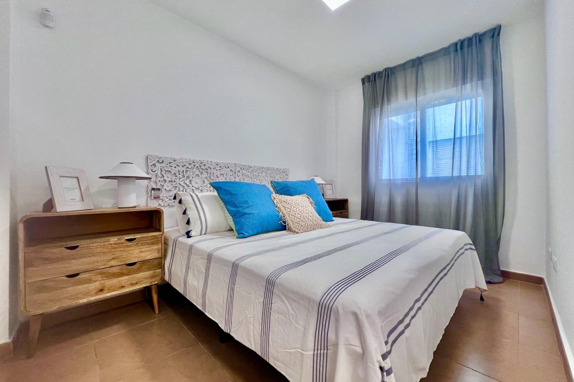 Resale - Apartment / Flat * - Torrevieja * - Acequion *
