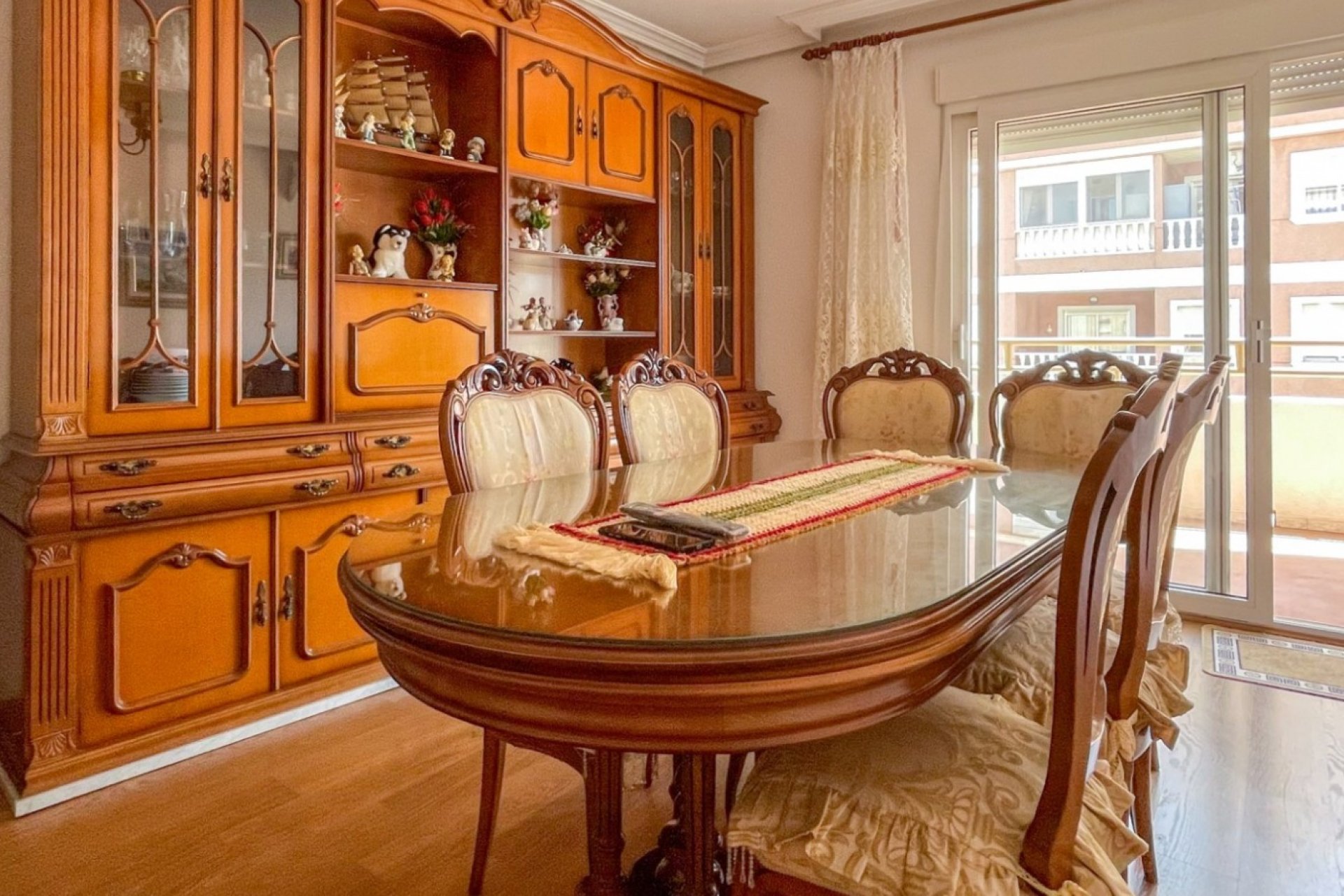 Resale - Apartment / Flat * - Torrevieja * - Acequion *