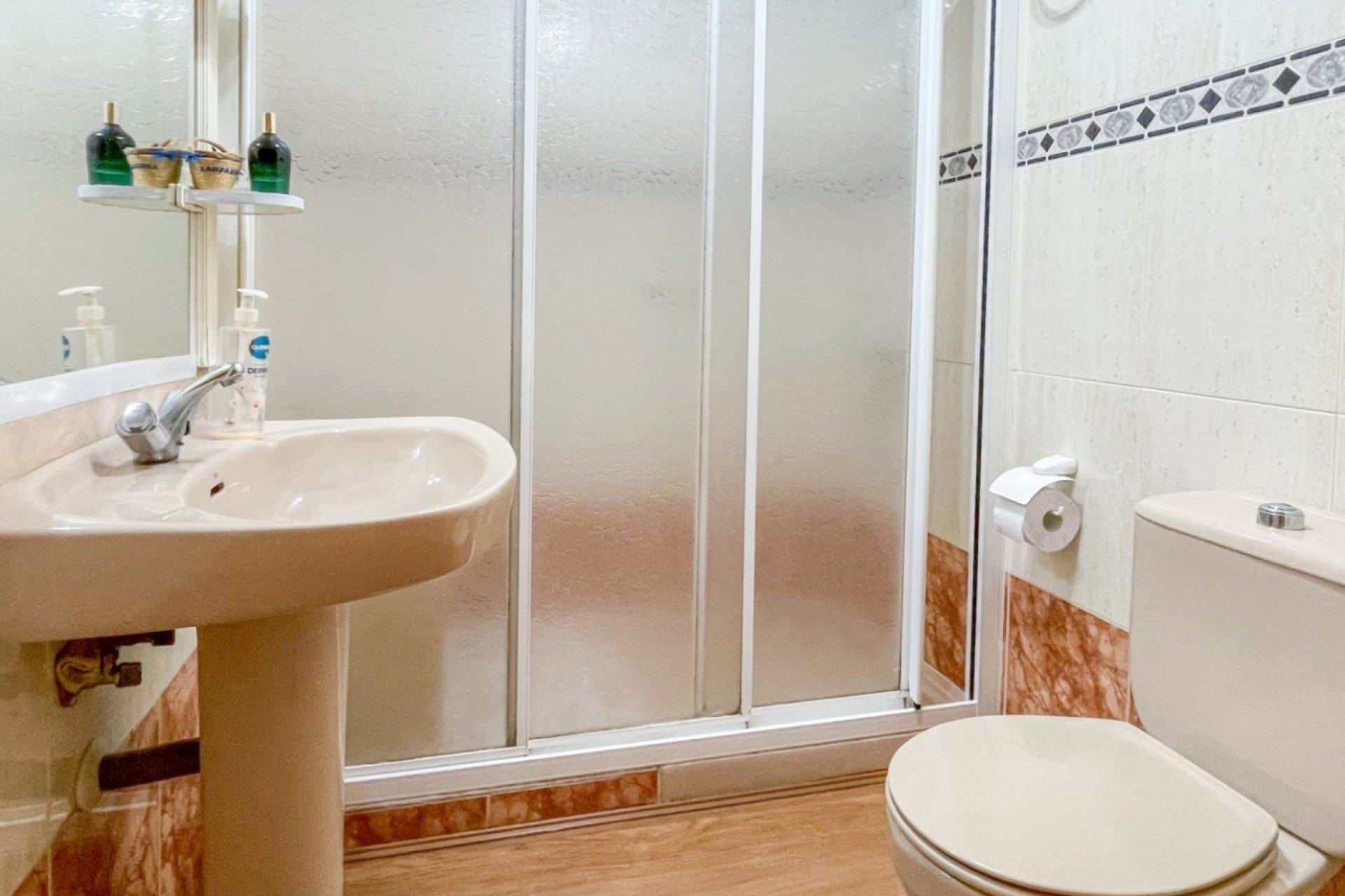Resale - Apartment / Flat * - Torrevieja * - Acequion *