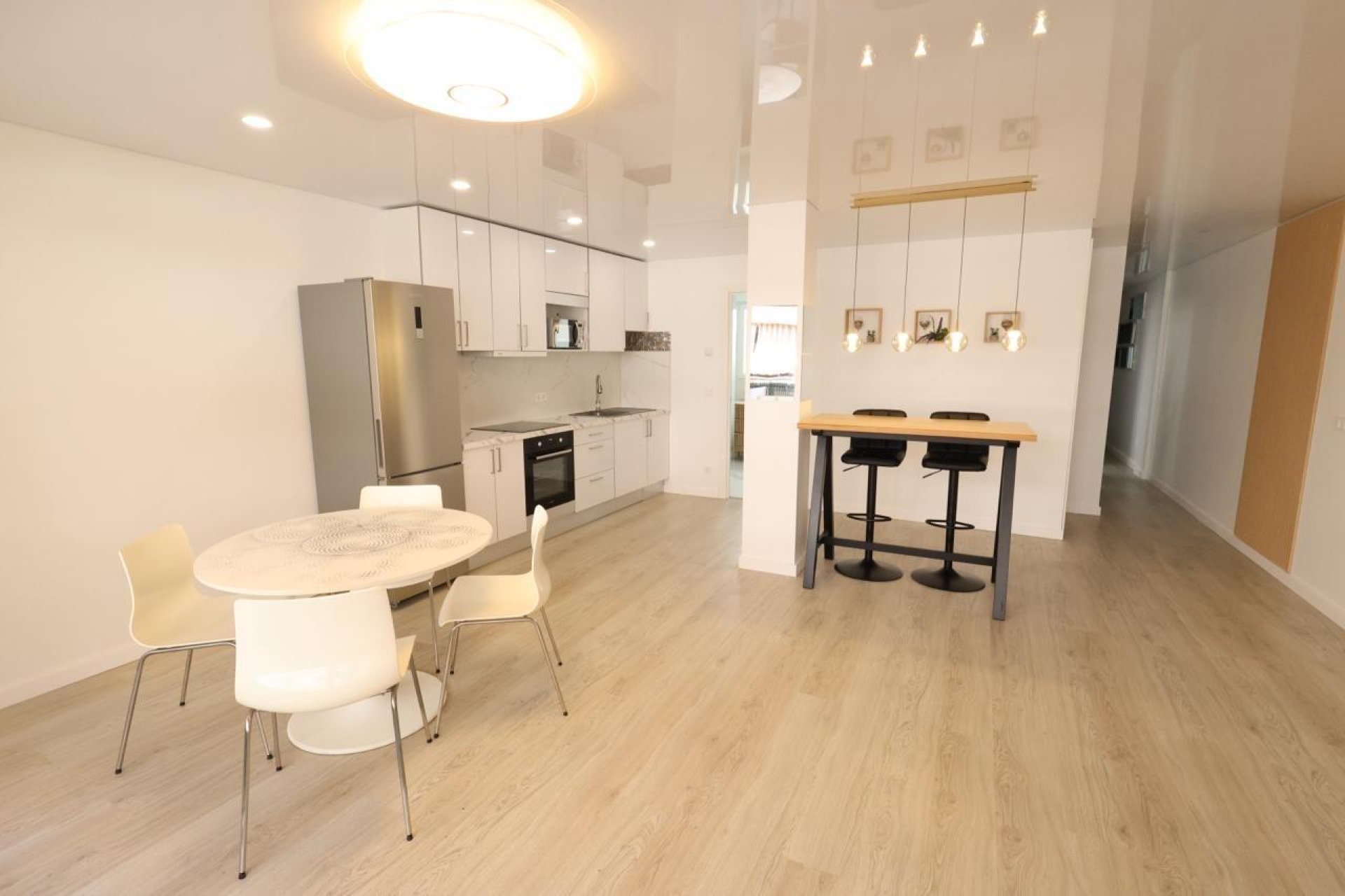 Resale - Apartment / Flat * - Torrevieja * - Acequion *