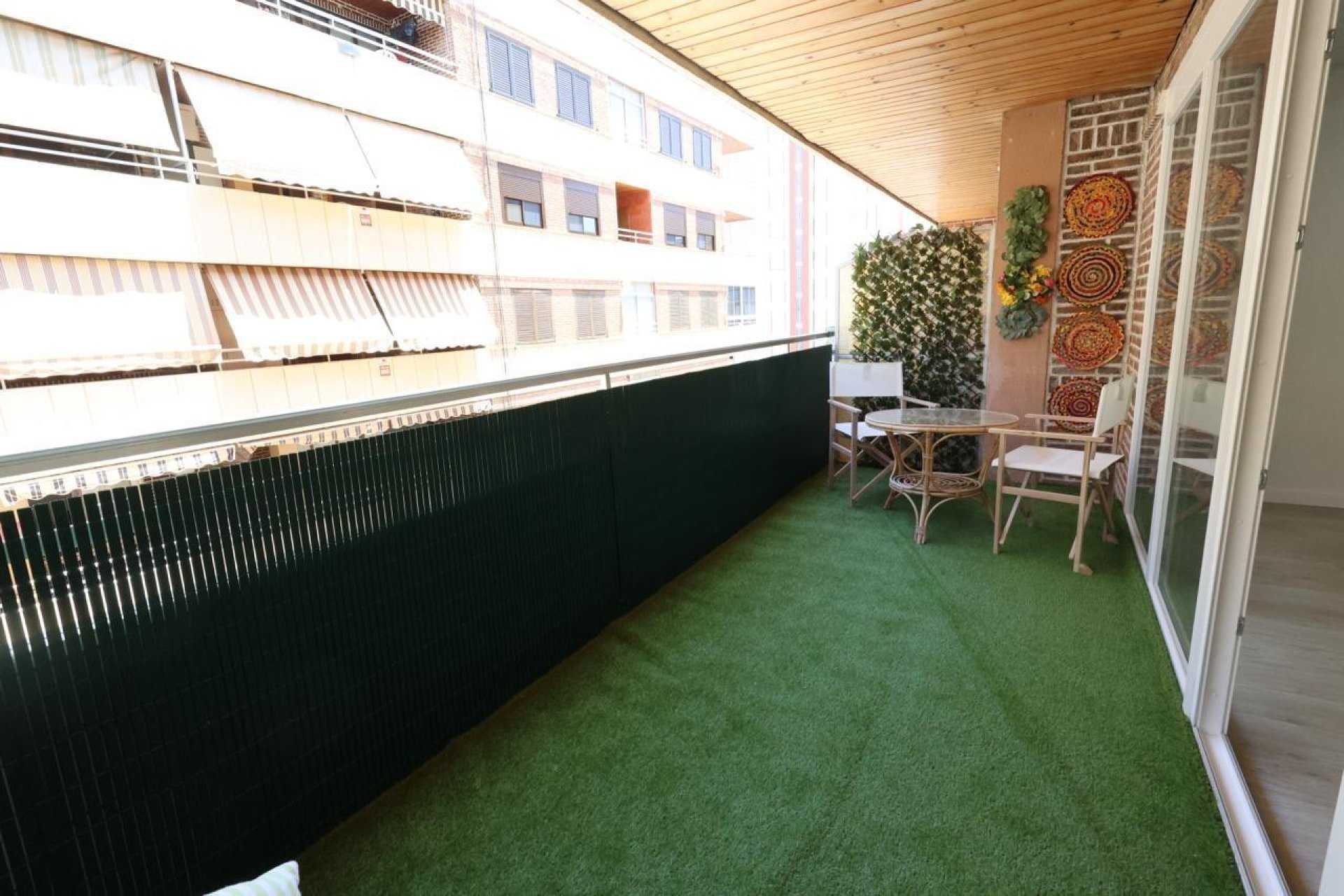 Resale - Apartment / Flat * - Torrevieja * - Acequion *