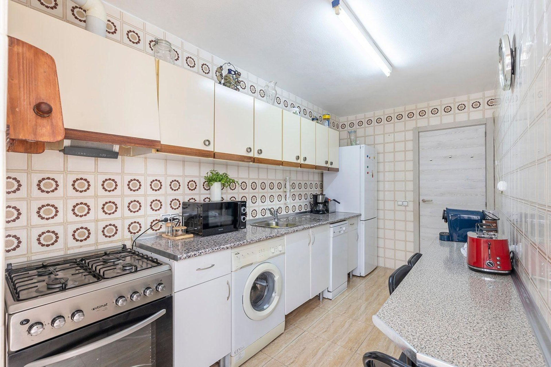 Resale - Apartment / Flat * - Torrevieja * - Acequion *