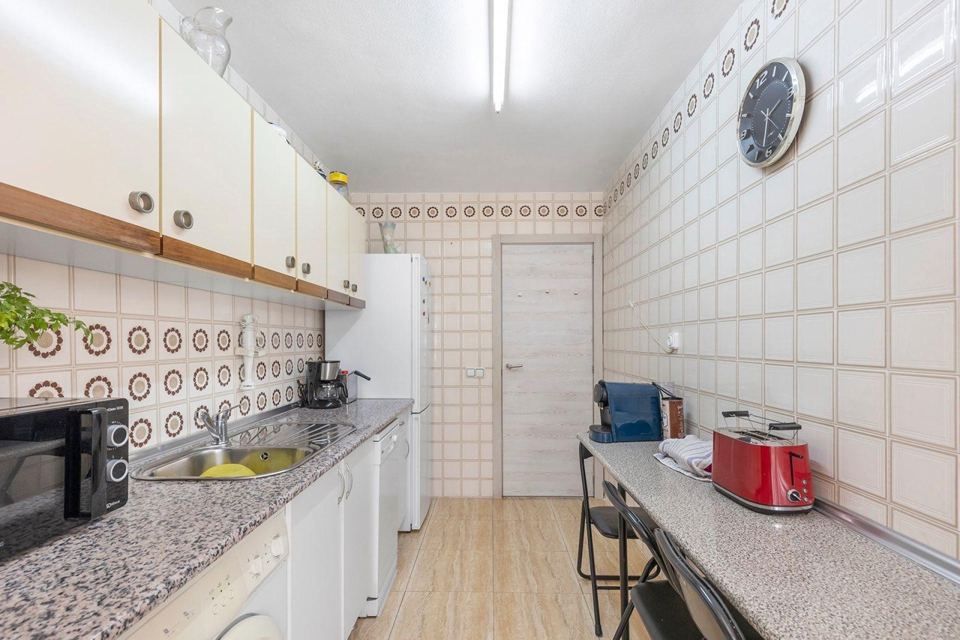 Resale - Apartment / Flat * - Torrevieja * - Acequion *
