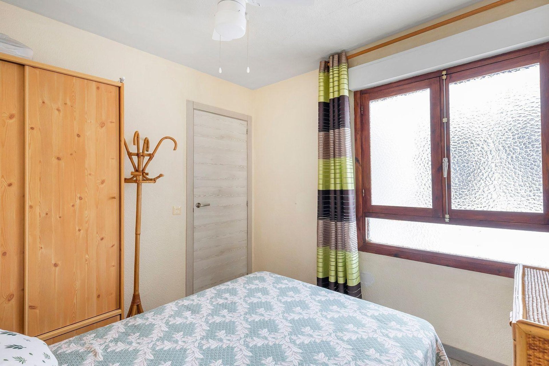 Resale - Apartment / Flat * - Torrevieja * - Acequion *
