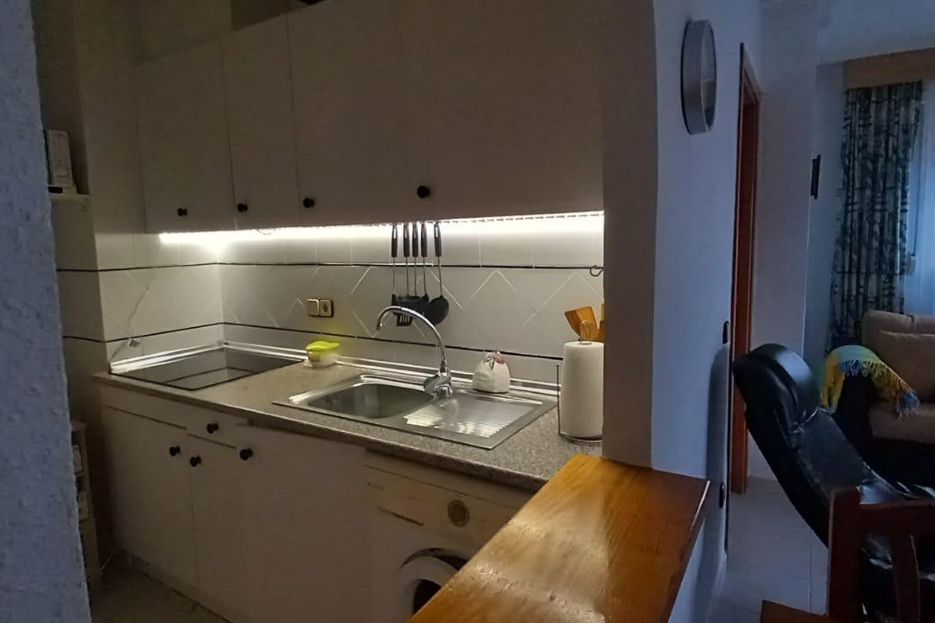 Resale - Apartment / Flat * - Torrevieja * - Acequion *