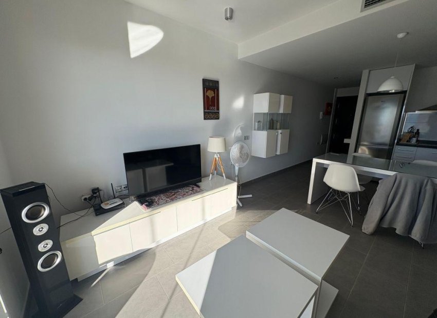 Resale - Apartment / Flat * - Torrevieja * - Acequion *