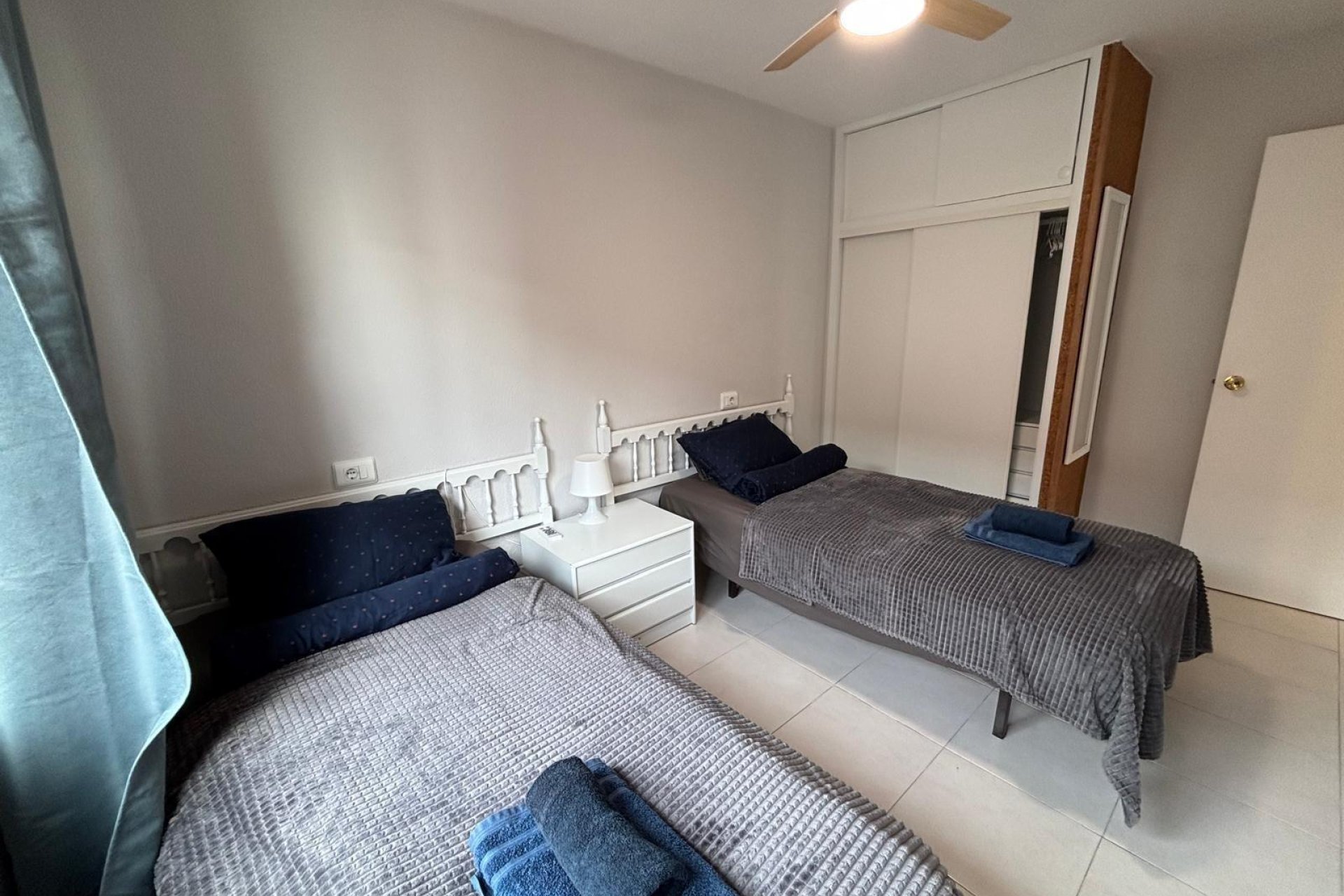 Resale - Apartment / Flat * - Torrevieja * - Acequion *