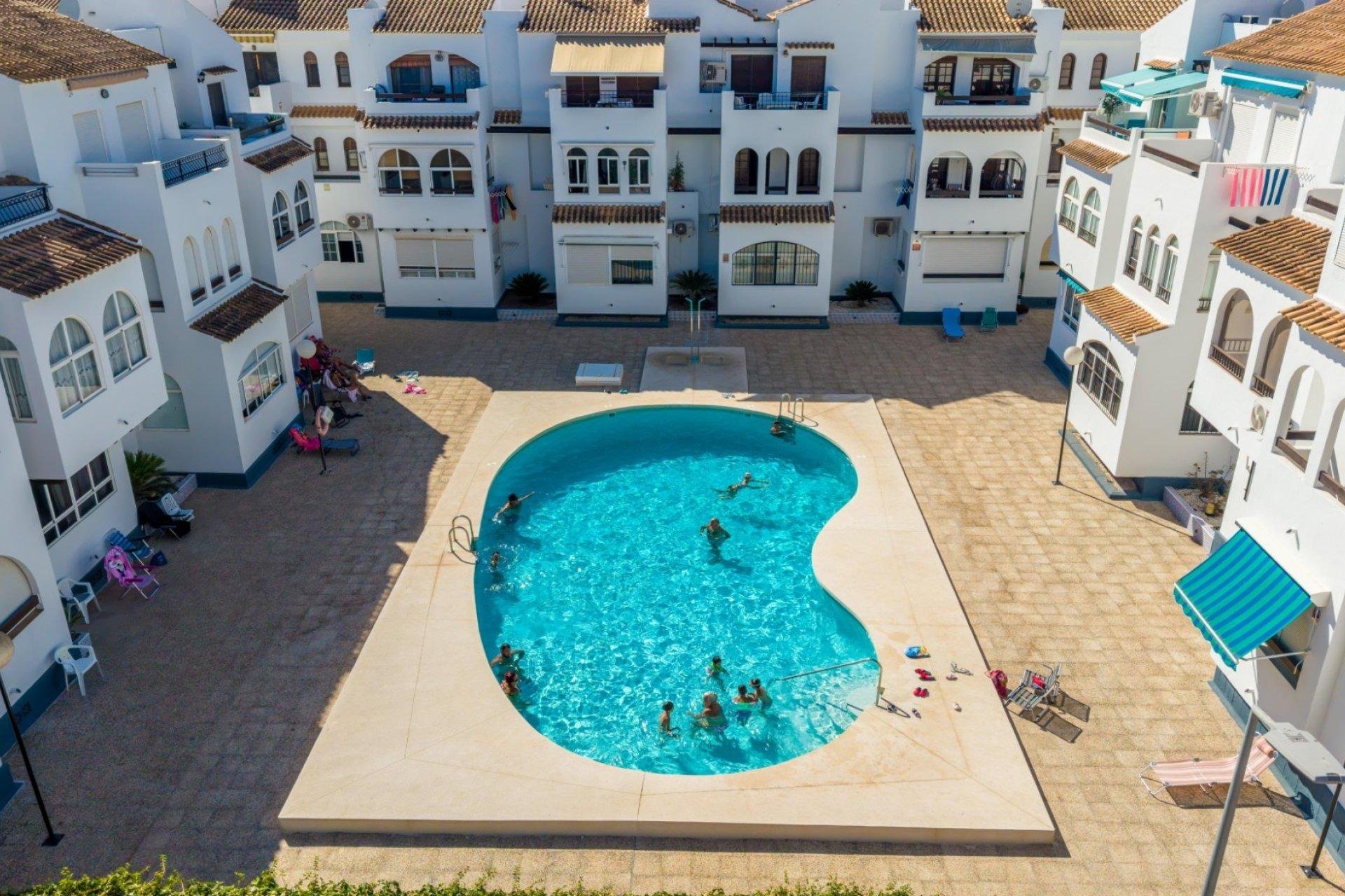 Resale - Apartment / Flat * - Torrevieja * - Acequion *