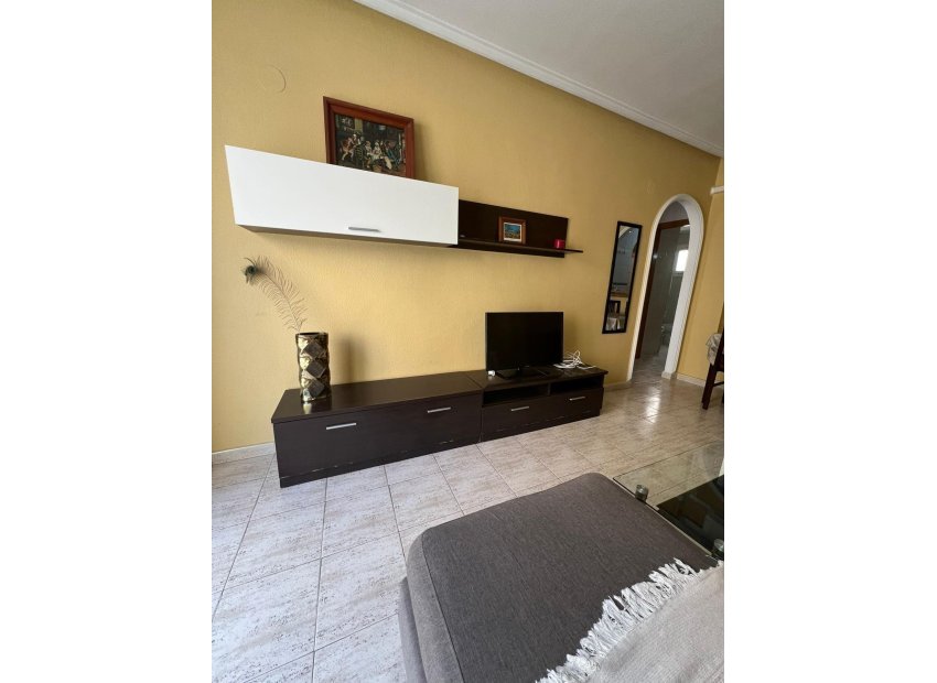 Resale - Apartment / Flat * - Torrevieja * - Acequion *
