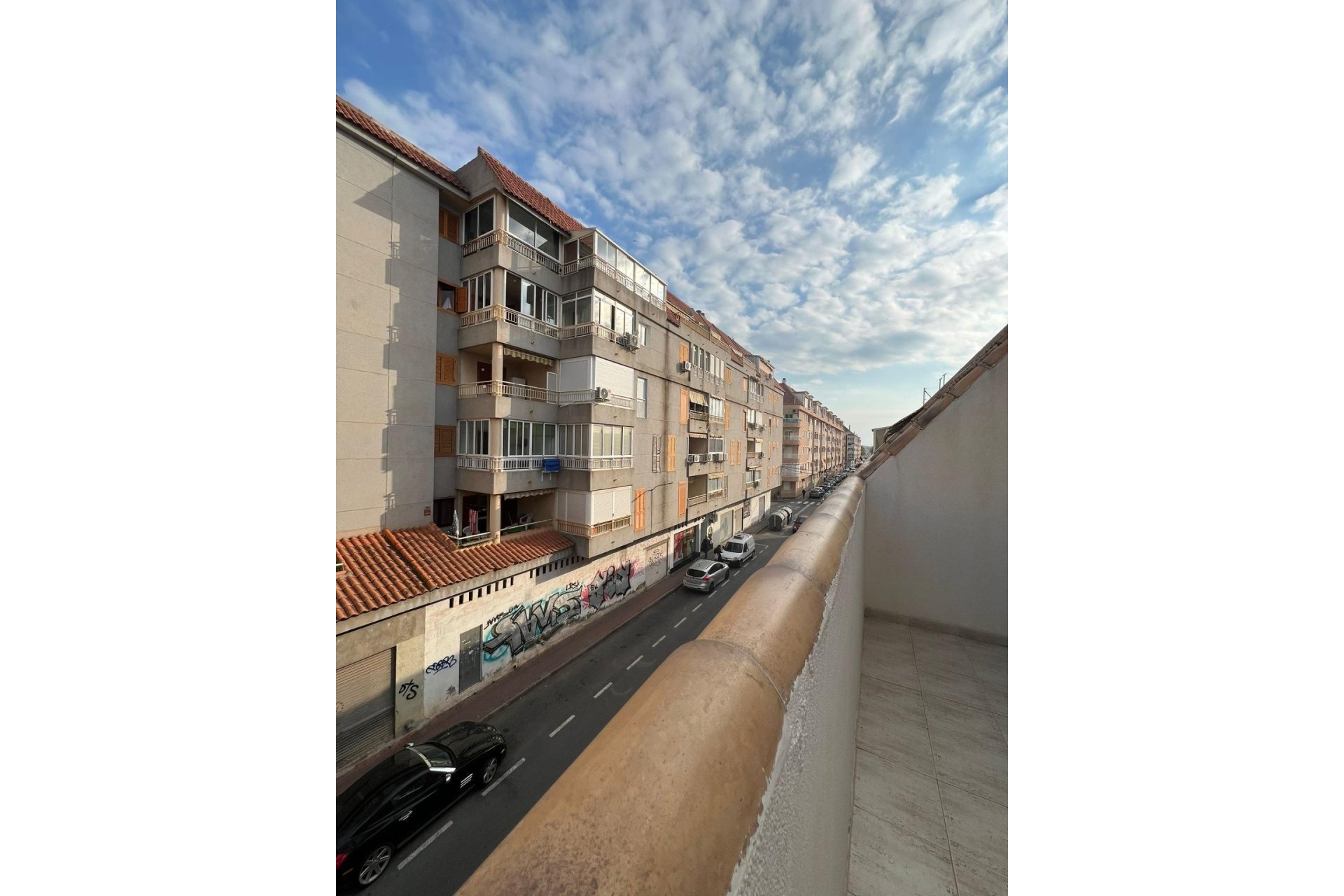 Resale - Apartment / Flat * - Torrevieja * - Acequion *