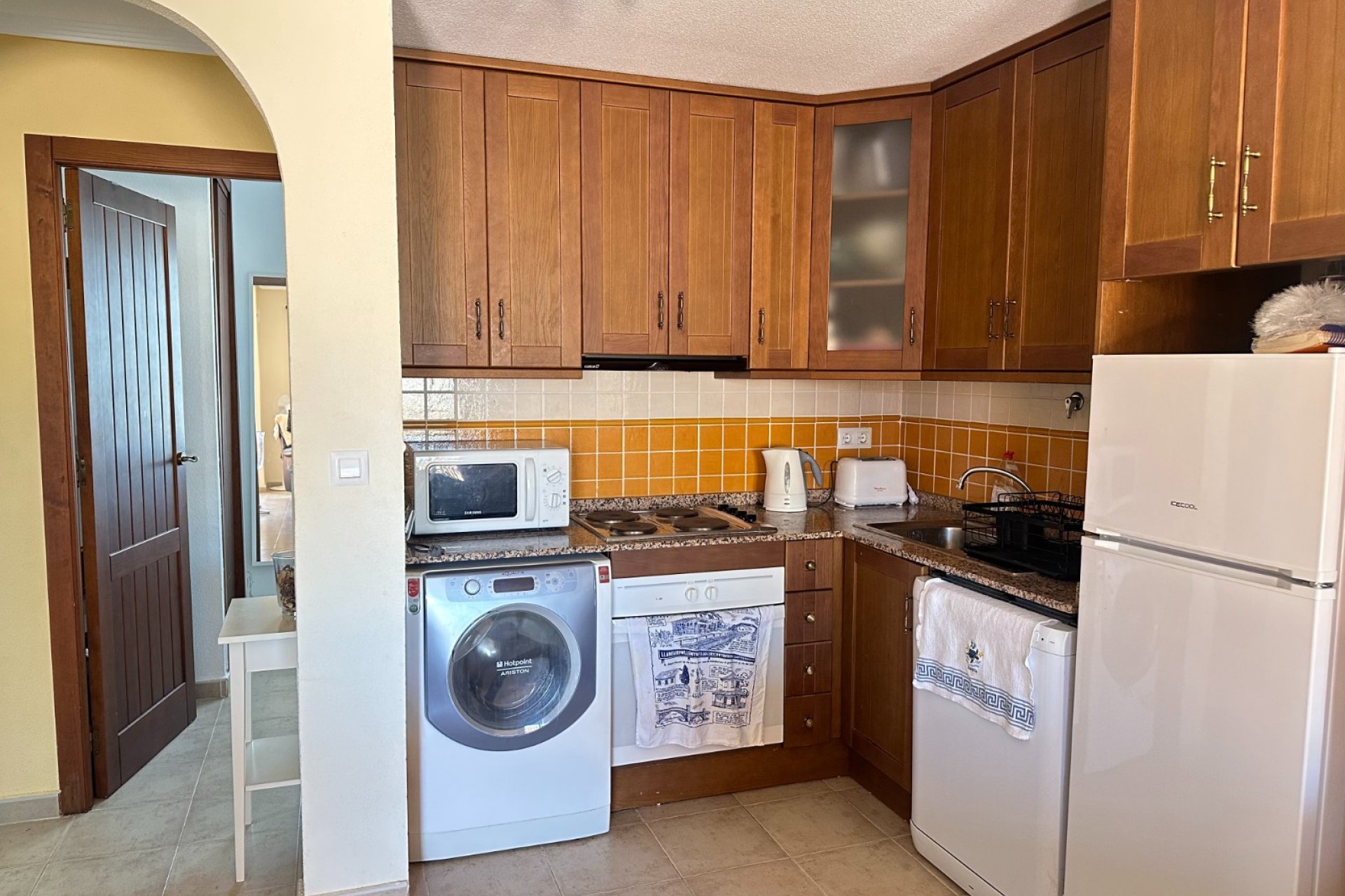 Resale - Apartment / Flat * - Torrevieja * - Aguas Nuevas *