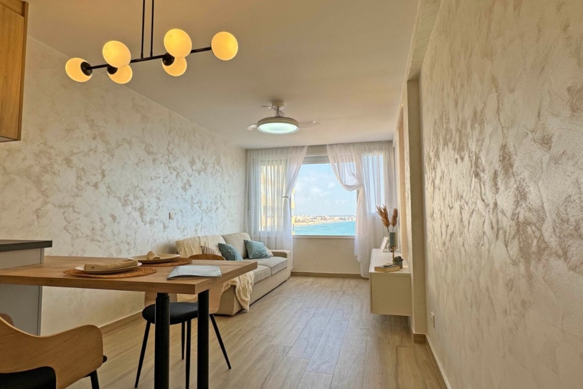 Resale - Apartment / flat - Torrevieja - Cabo cervera