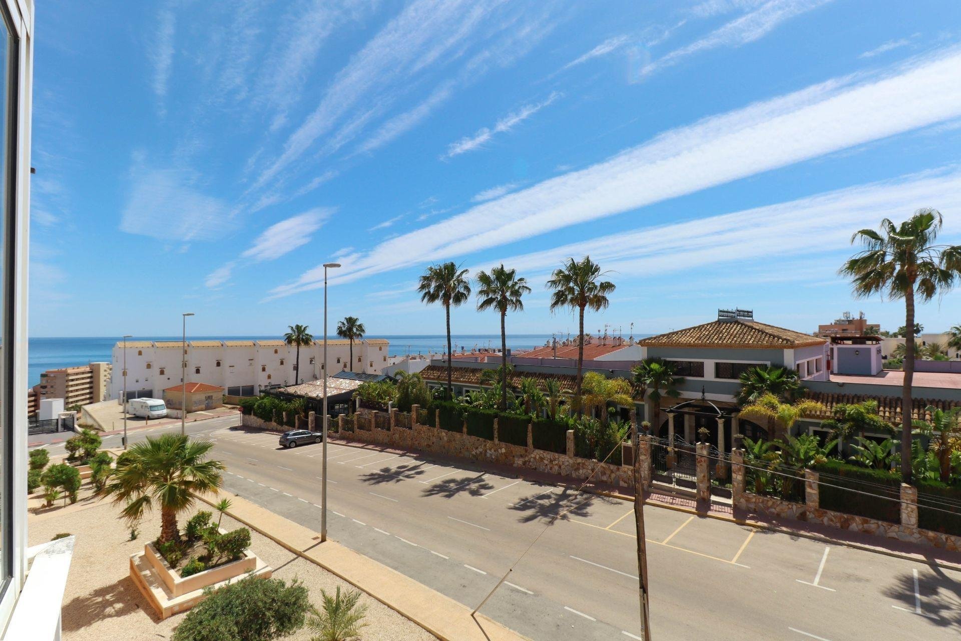 Resale - Apartment / flat - Torrevieja - Cabo cervera