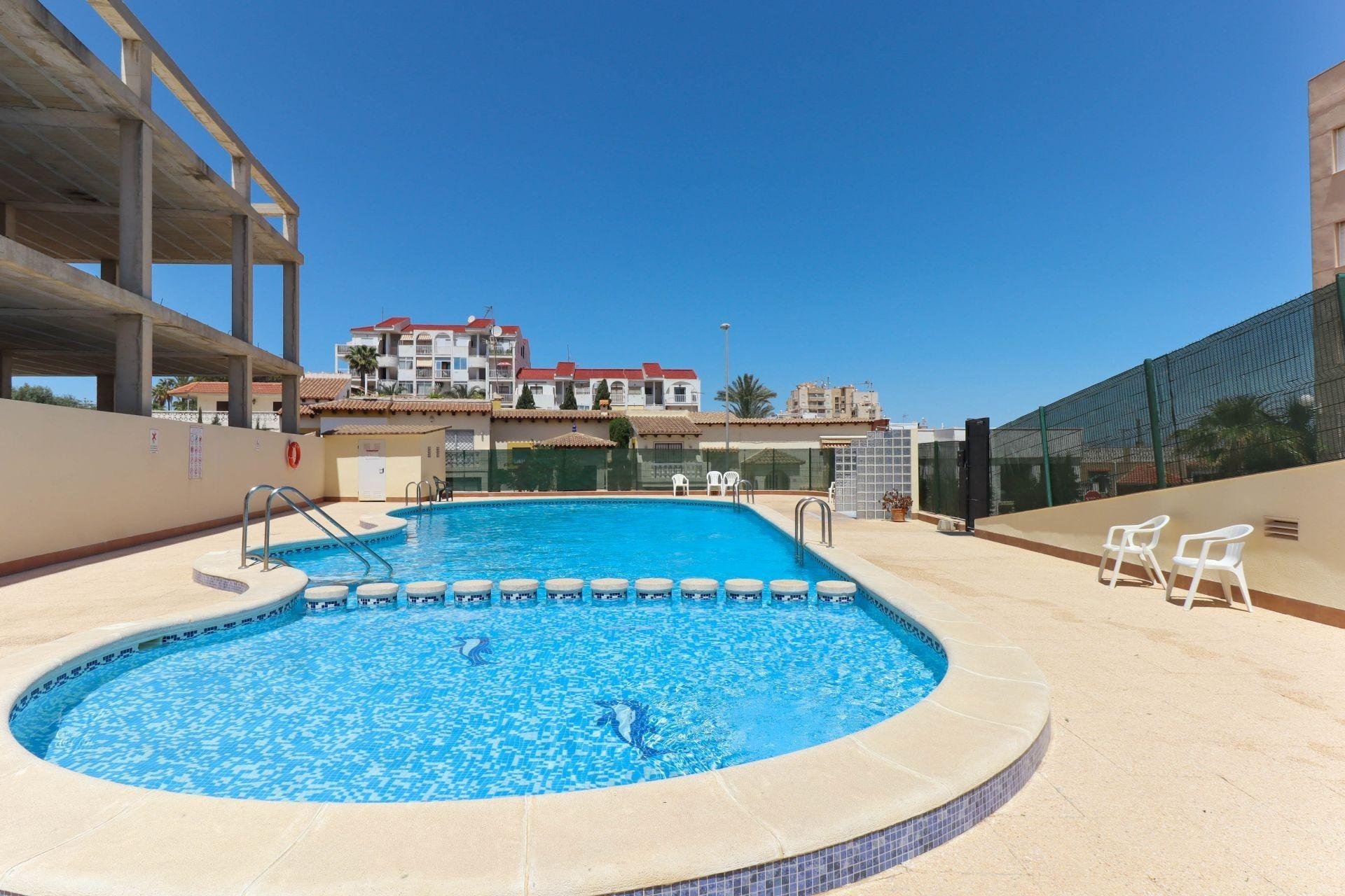 Resale - Apartment / flat - Torrevieja - Cabo cervera