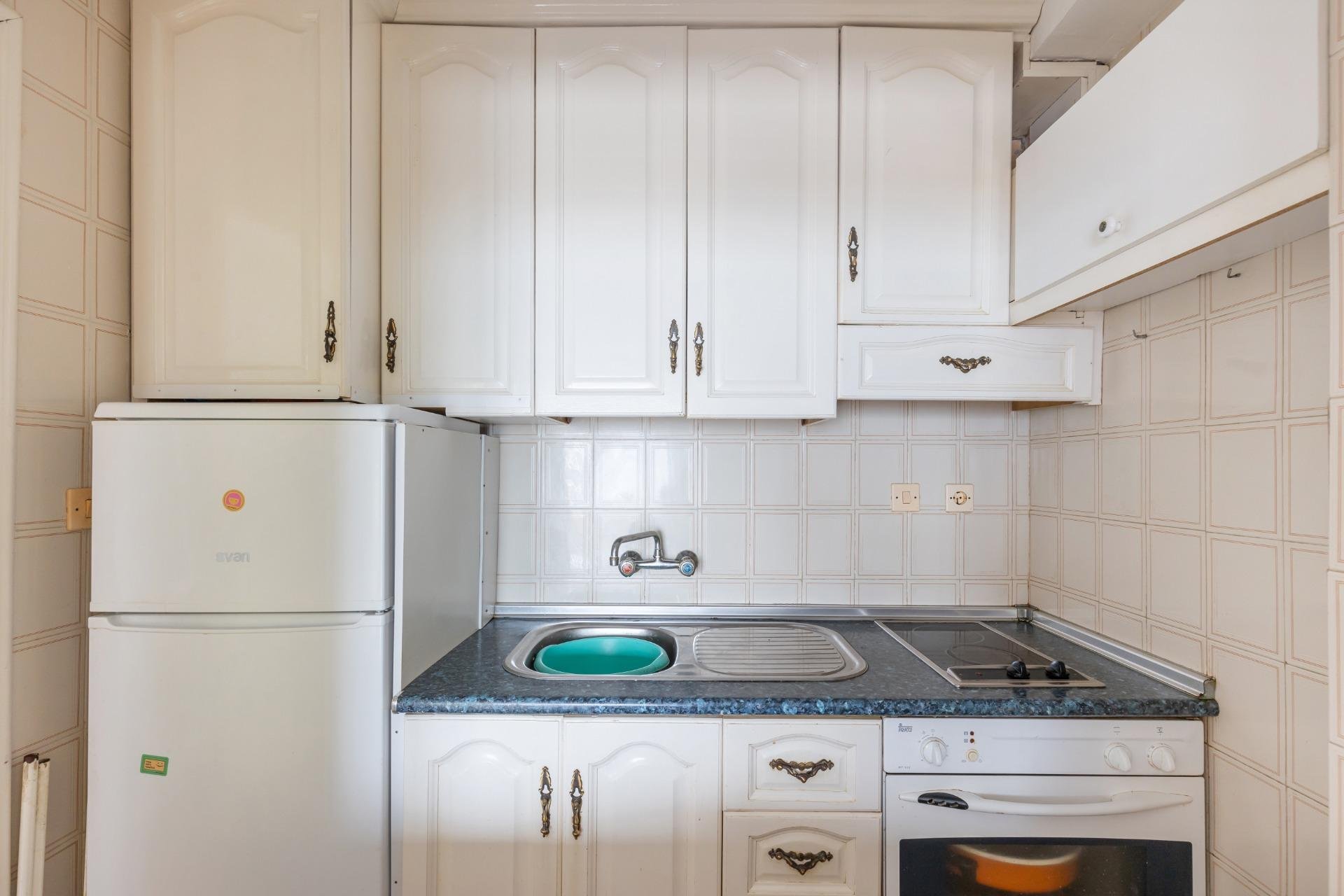 Resale - Apartment / Flat * - Torrevieja * - Cabo cervera *