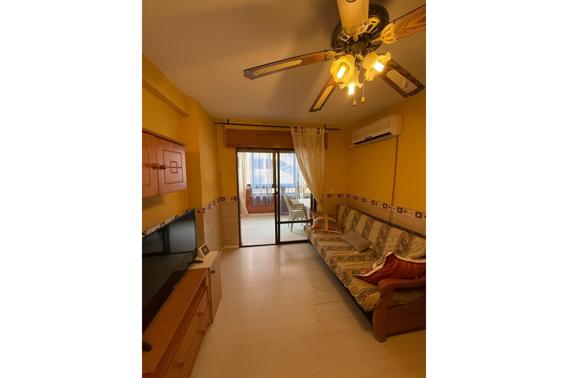 Resale - Apartment / Flat * - Torrevieja * - Cabo Cervera