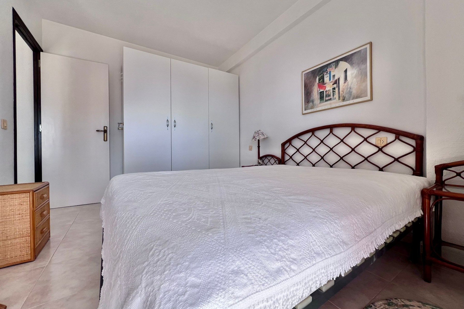 Resale - Apartment / Flat * - Torrevieja * - Cabo cervera *