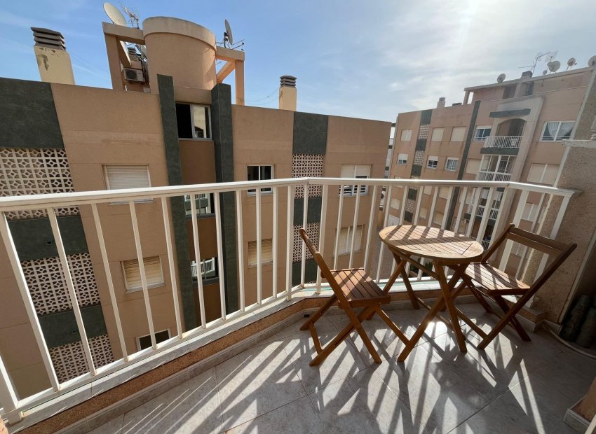 Resale - Apartment / Flat * - Torrevieja * - Cabo cervera *