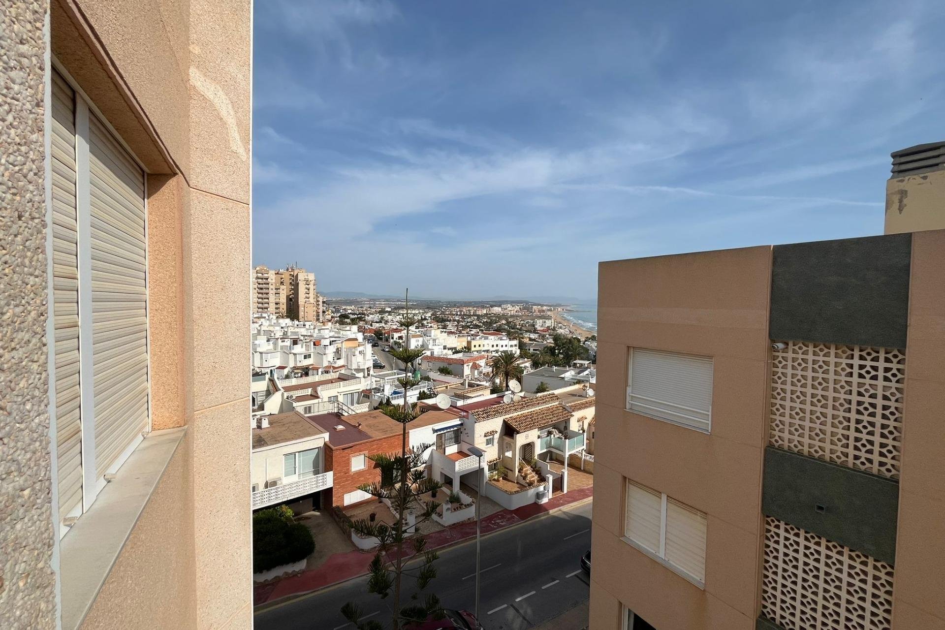 Resale - Apartment / Flat * - Torrevieja * - Cabo cervera *