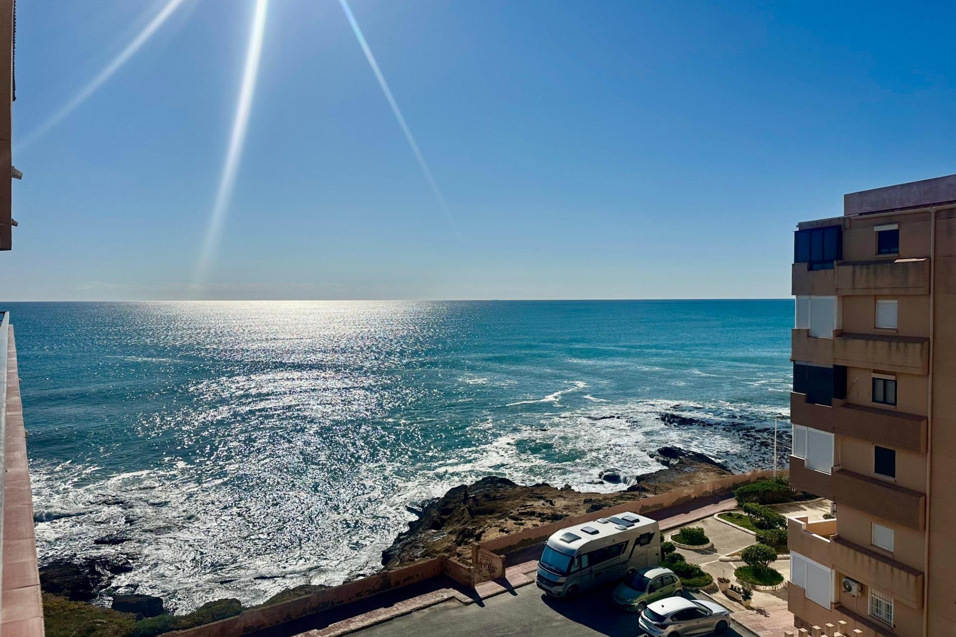 Resale - Apartment / Flat * - Torrevieja * - Cabo cervera *