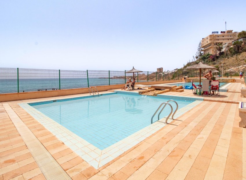 Resale - Apartment / Flat * - Torrevieja * - Cabo cervera *