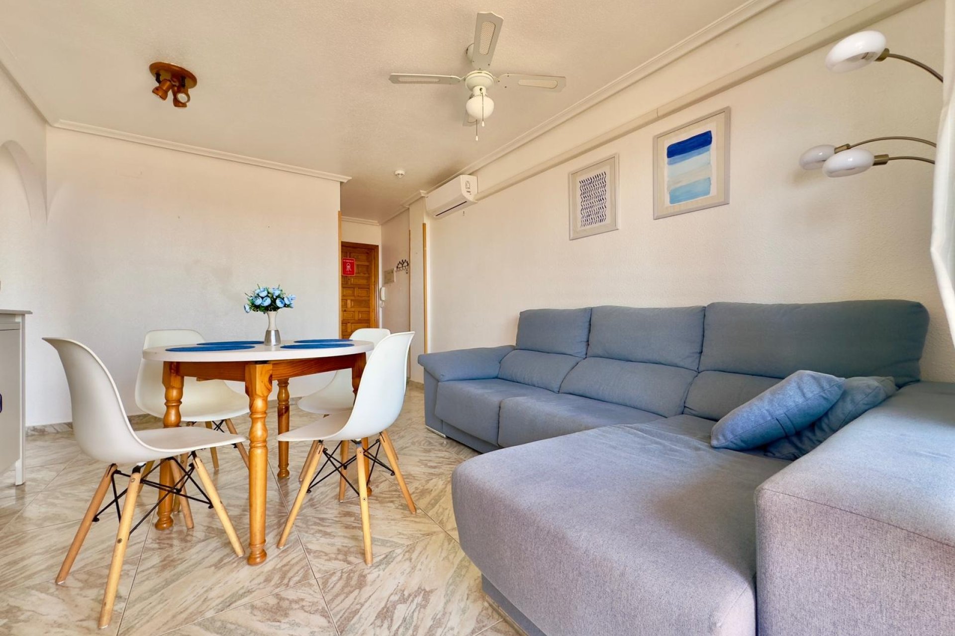 Resale - Apartment / Flat * - Torrevieja * - Cabo cervera *