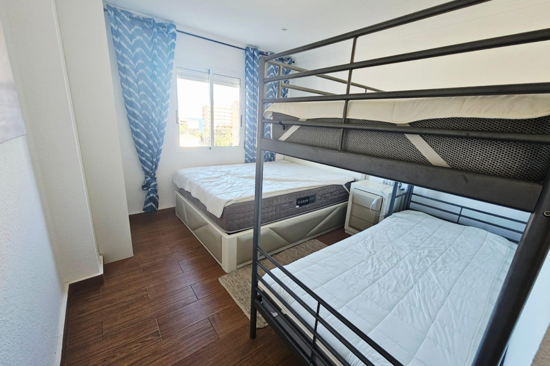 Resale - Apartment / Flat * - Torrevieja * - Cabo cervera *