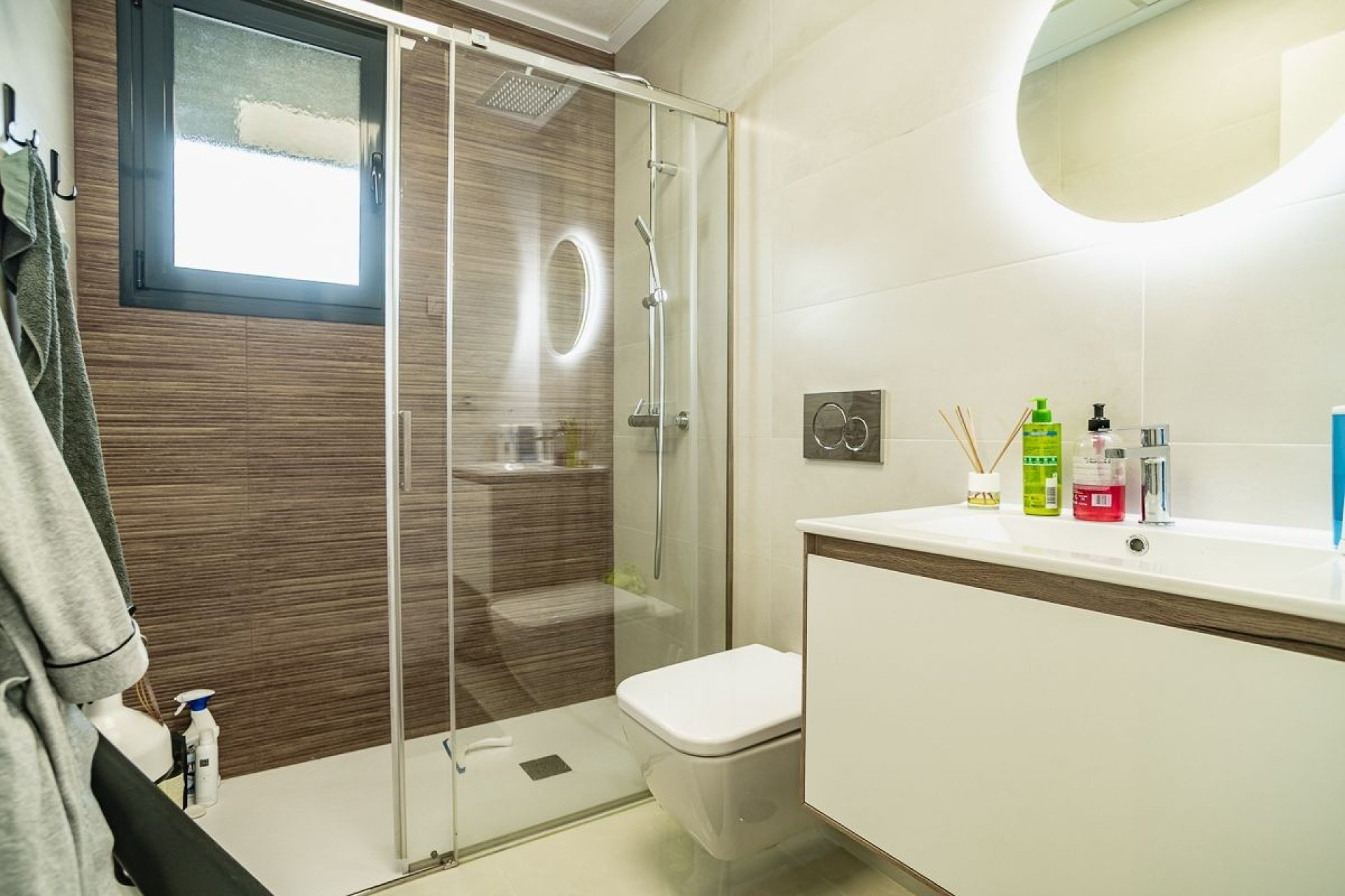 Resale - Apartment / Flat * - Torrevieja * - Calas Blancas