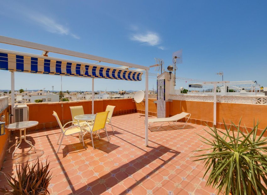 Resale - Apartment / Flat * - Torrevieja * - Carrefour *