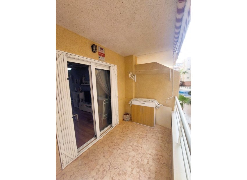 Resale - Apartment / flat - Torrevieja - Center