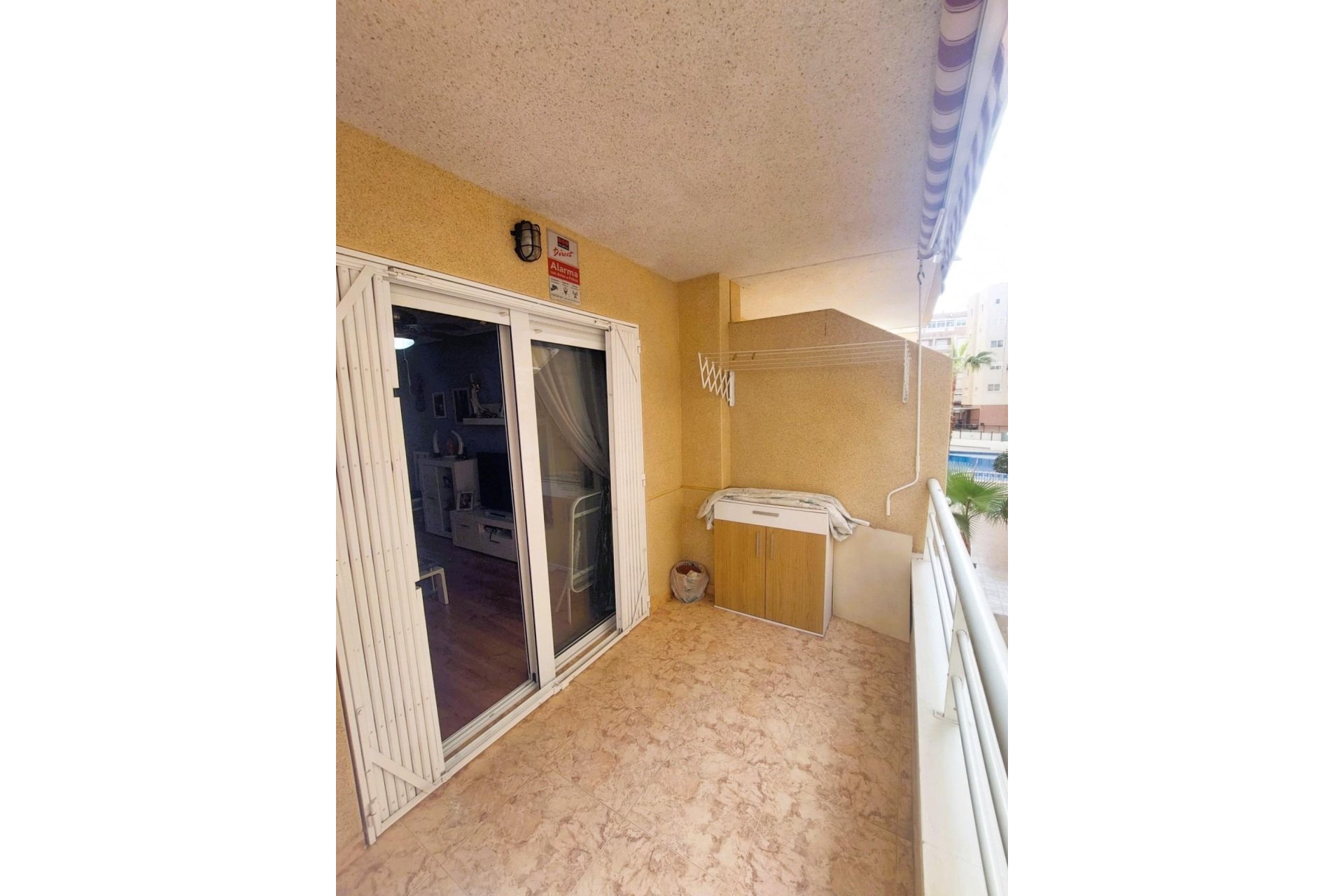 Resale - Apartment / flat - Torrevieja - Center