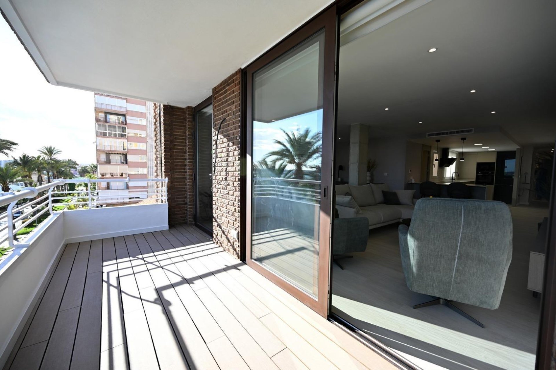 Resale - Apartment / flat - Torrevieja - Center