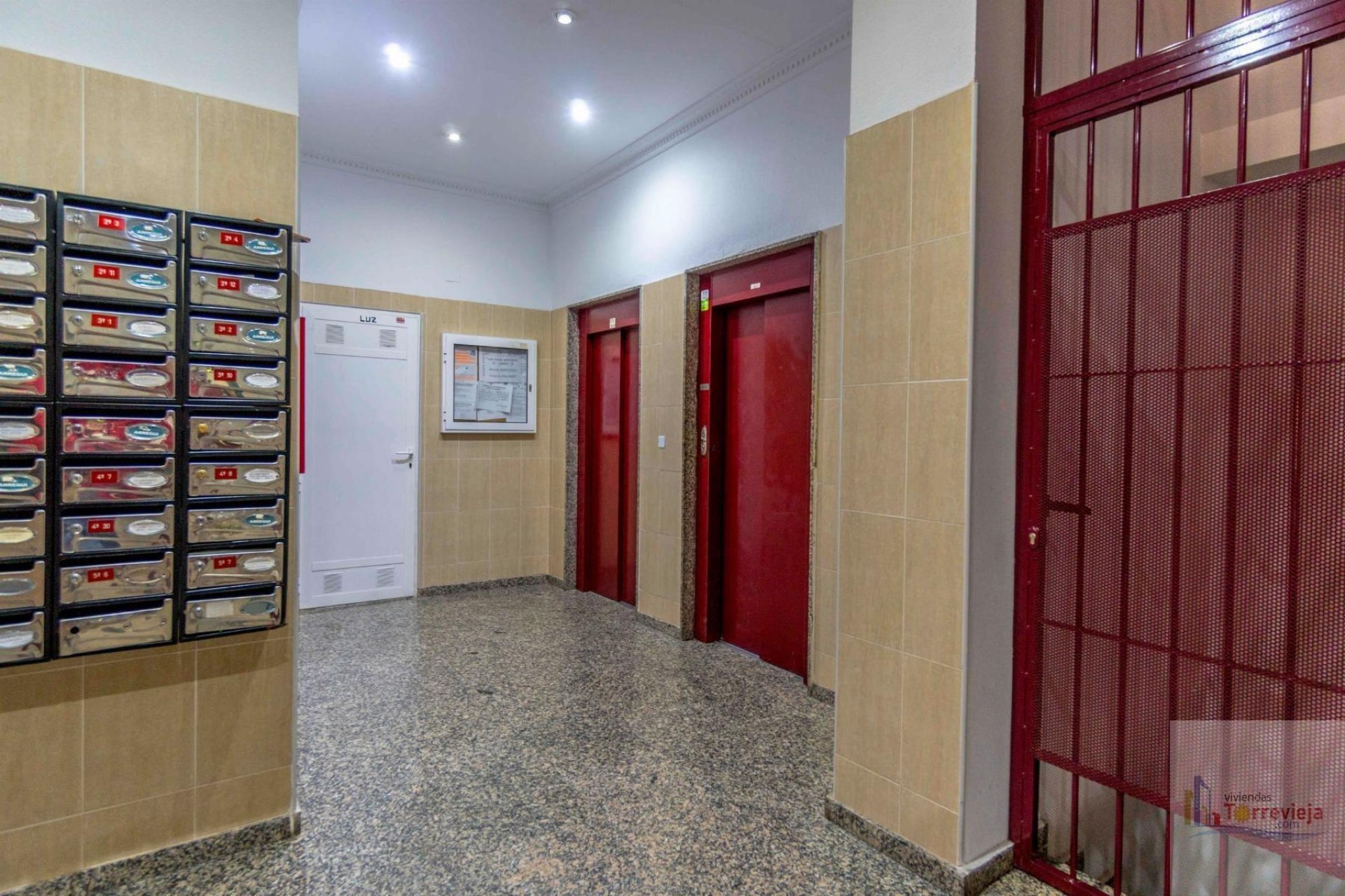 Resale - Apartment / flat - Torrevieja - Center