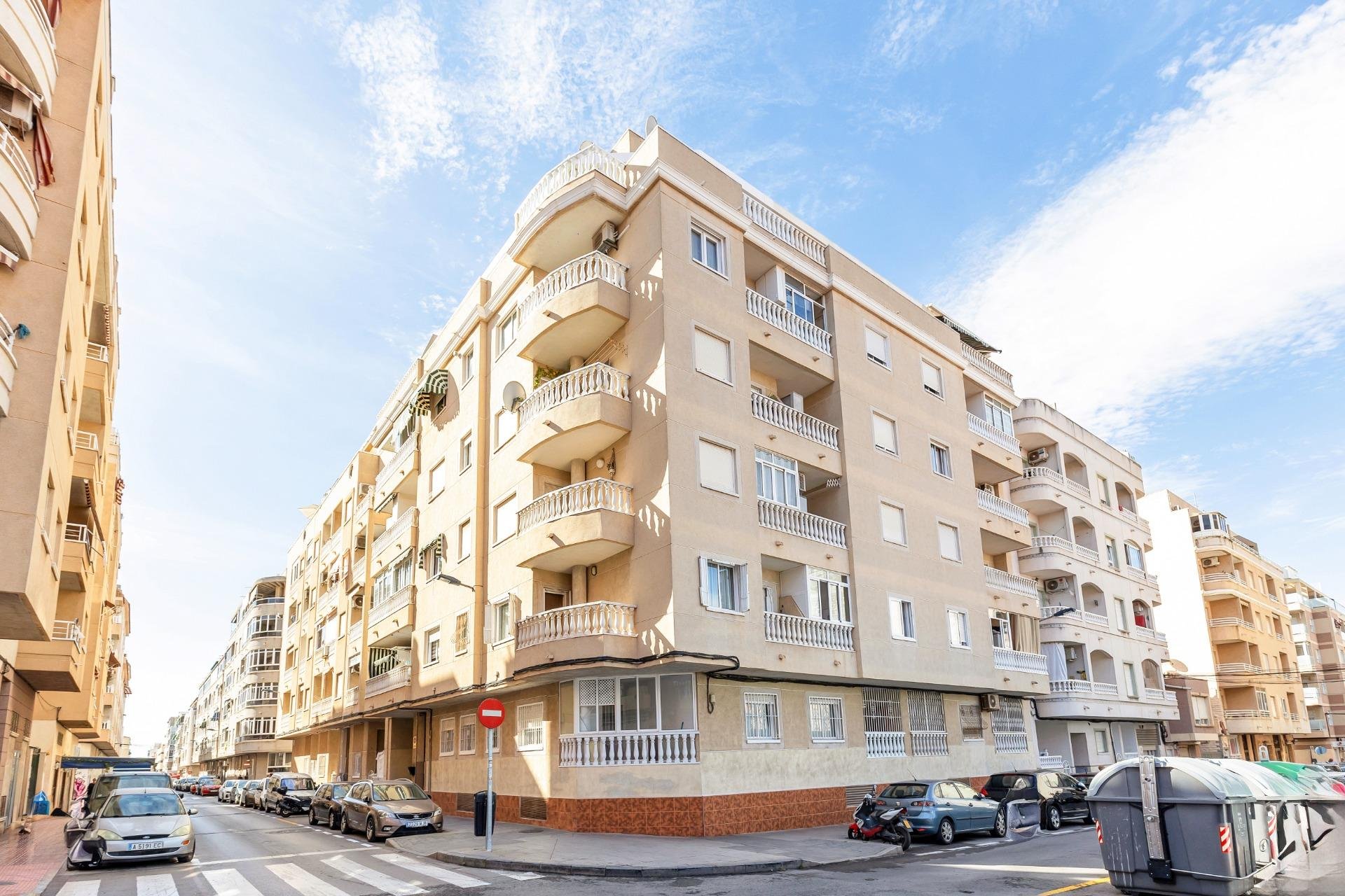 Resale - Apartment / flat - Torrevieja - Center