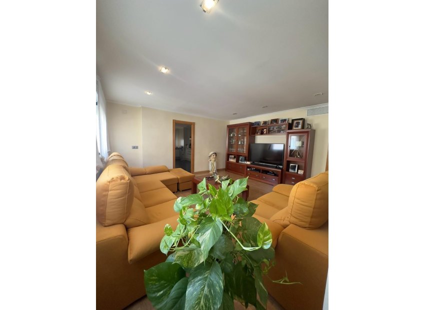 Resale - Apartment / flat - Torrevieja - Center