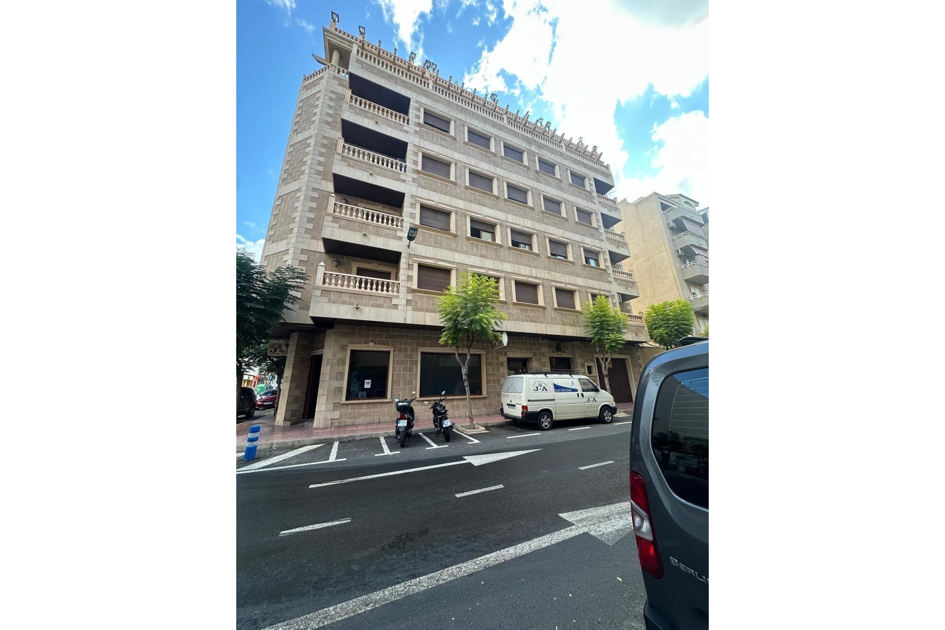 Resale - Apartment / flat - Torrevieja - Center