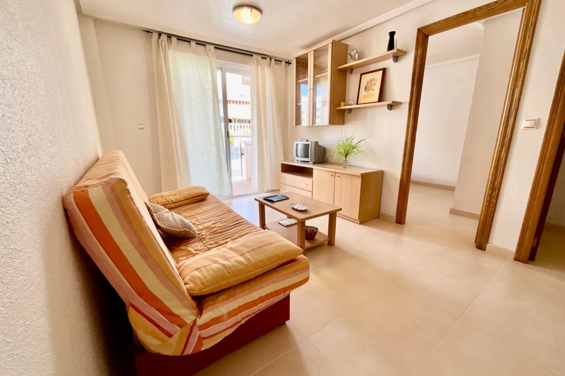 Resale - Apartment / flat - Torrevieja - Center