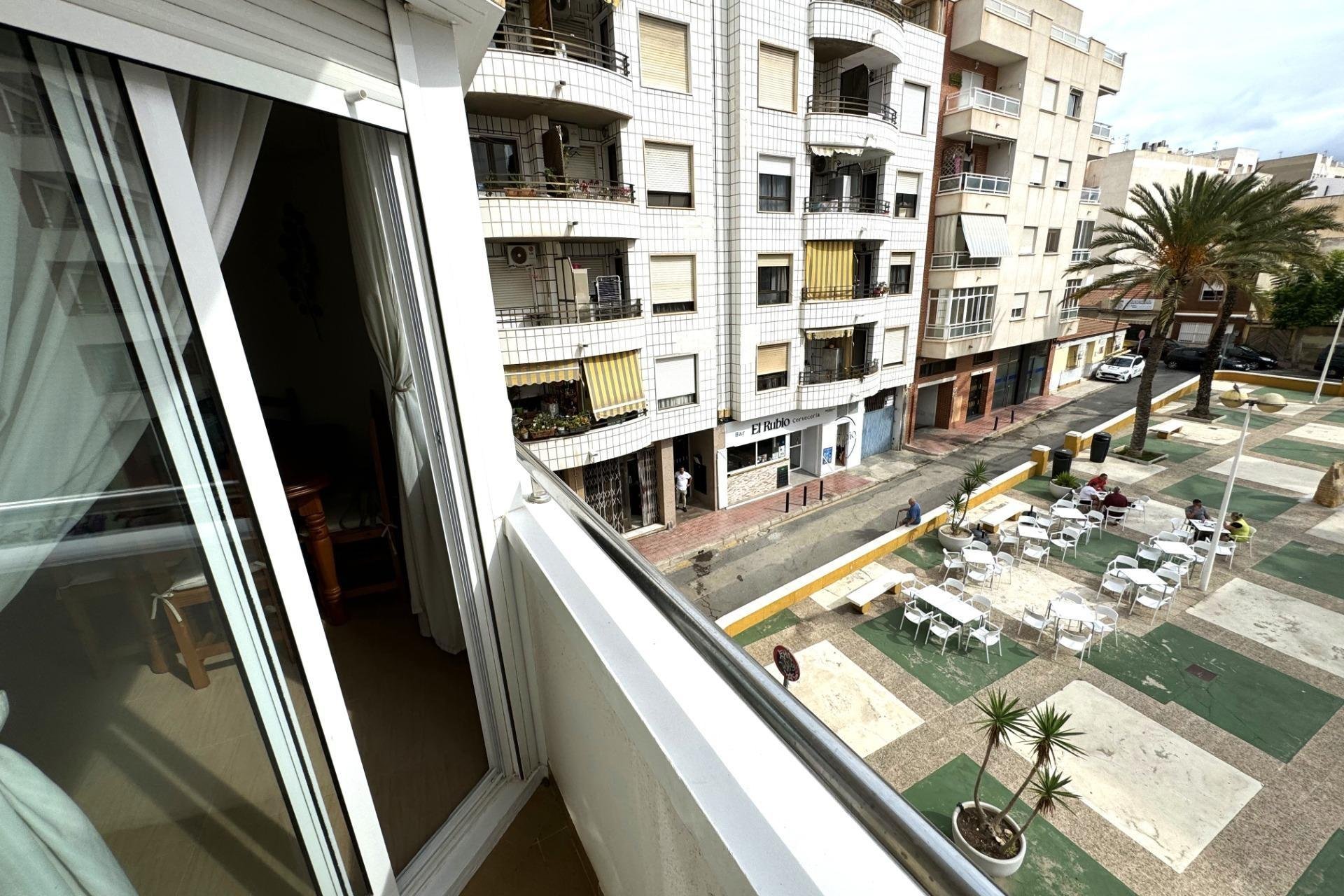 Resale - Apartment / flat - Torrevieja - Center