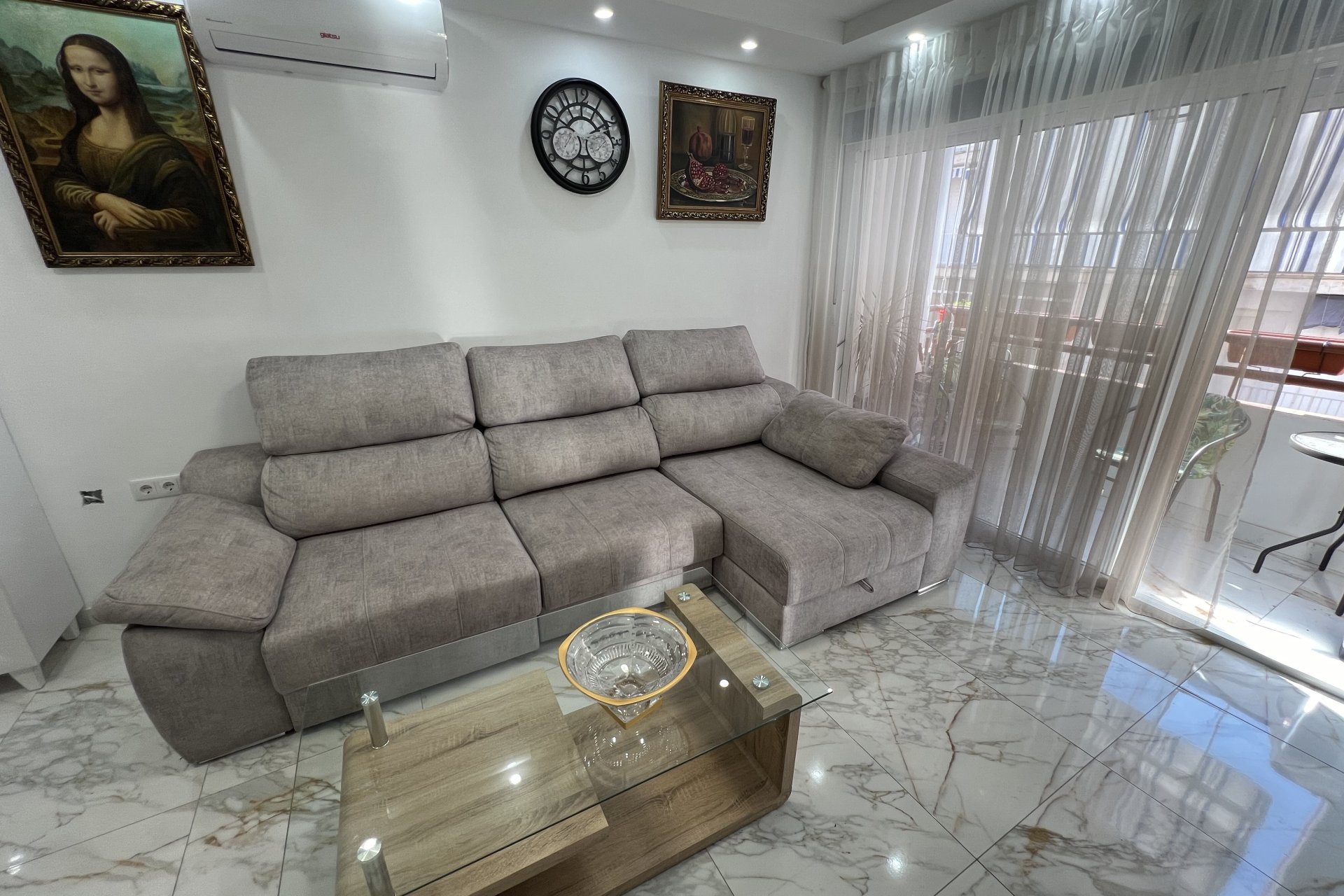 Resale - Apartment / flat - Torrevieja - Center