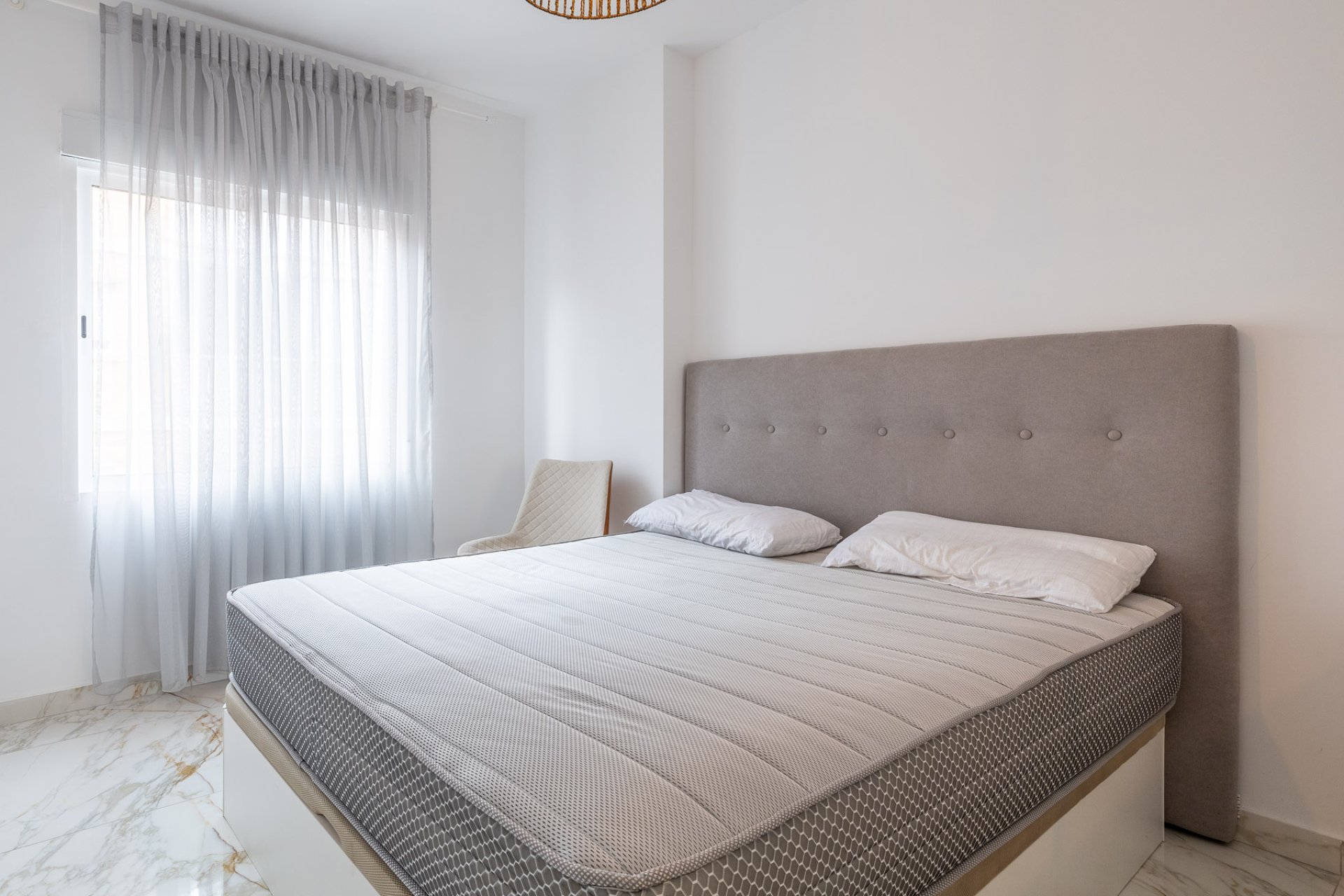 Resale - Apartment / flat - Torrevieja - Center