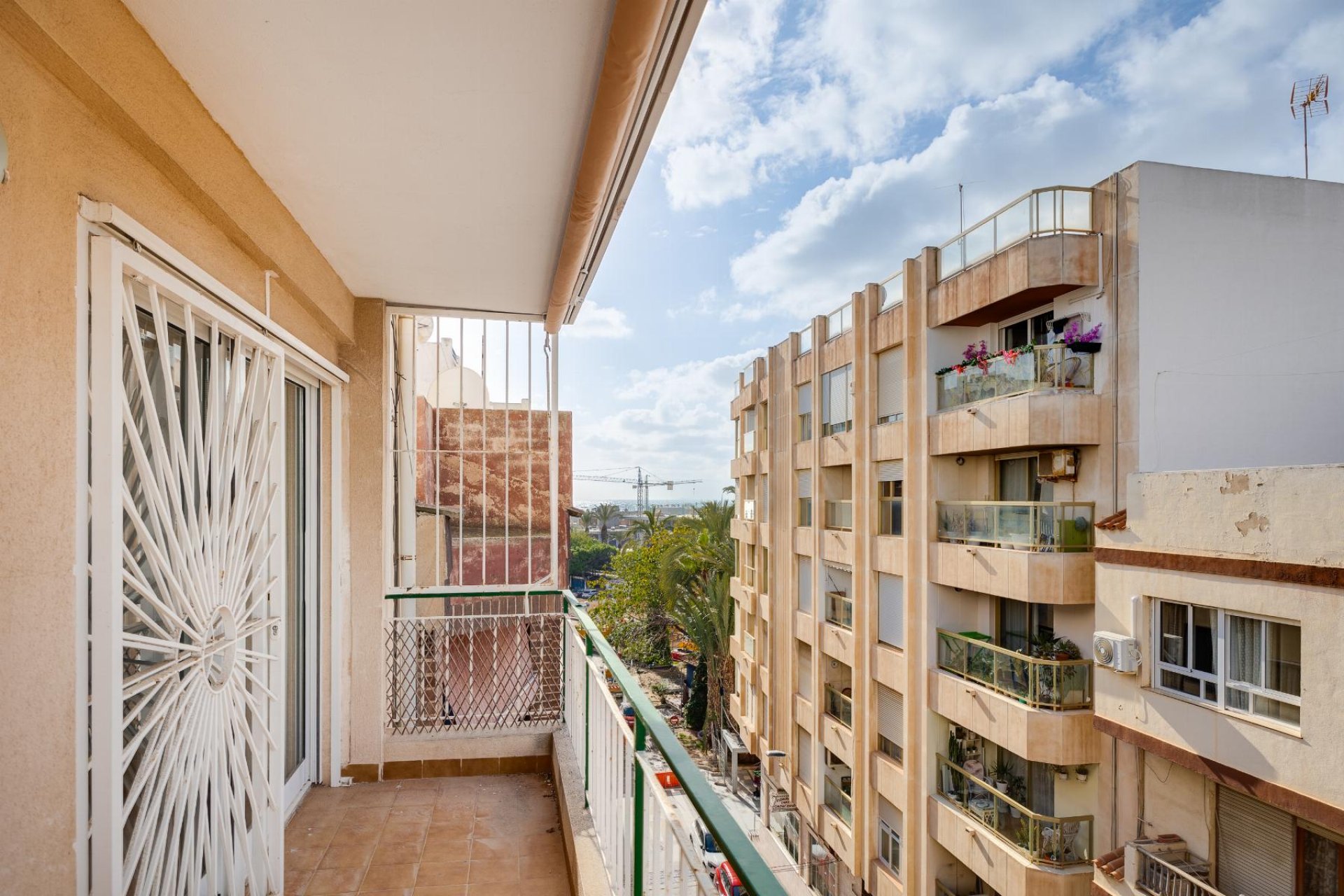 Resale - Apartment / flat - Torrevieja - Center