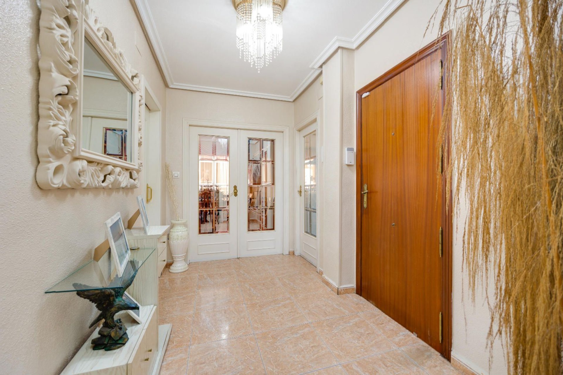 Resale - Apartment / Flat * - Torrevieja * - Centro - Muelle Pesquero