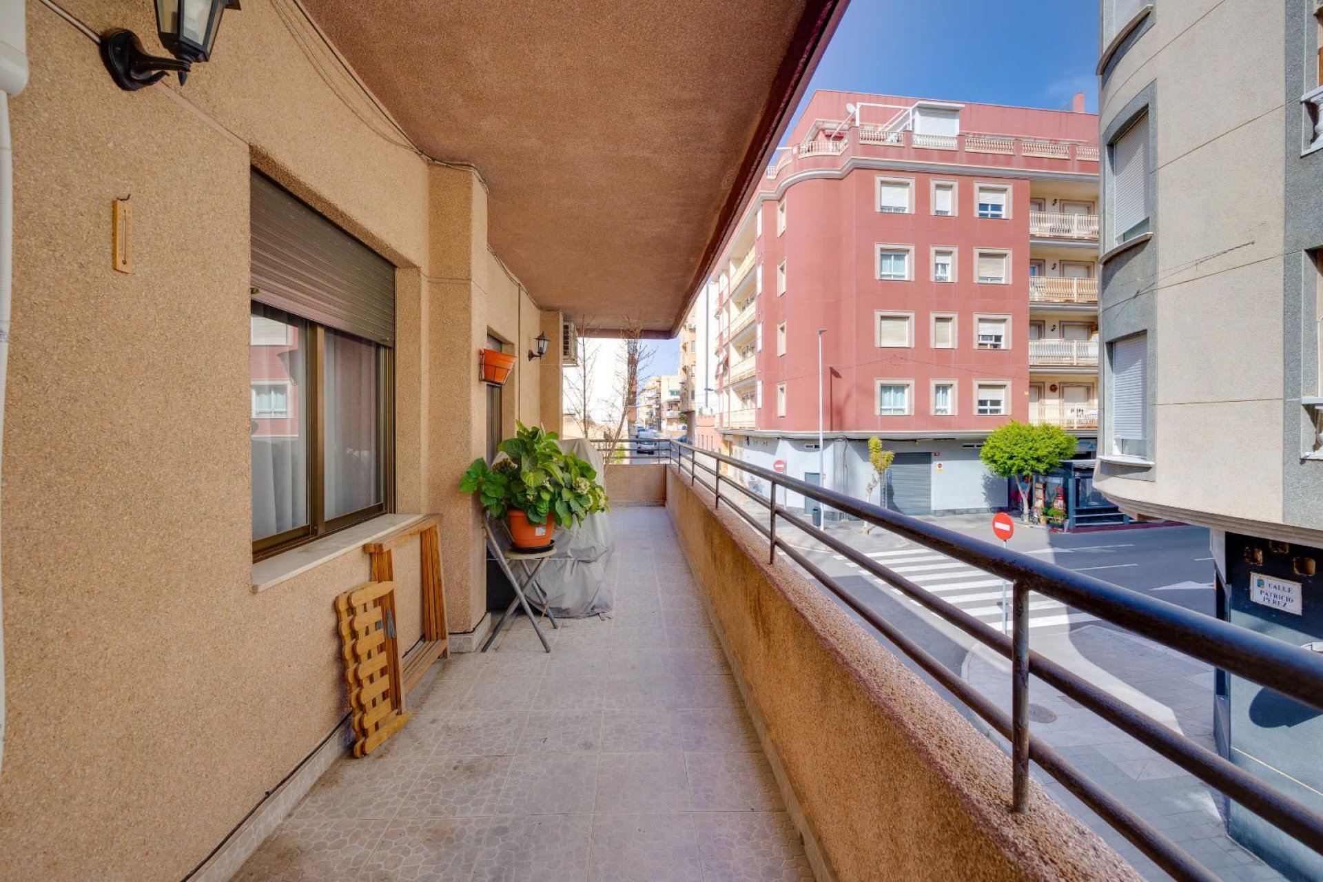 Resale - Apartment / Flat * - Torrevieja * - Centro - Muelle Pesquero