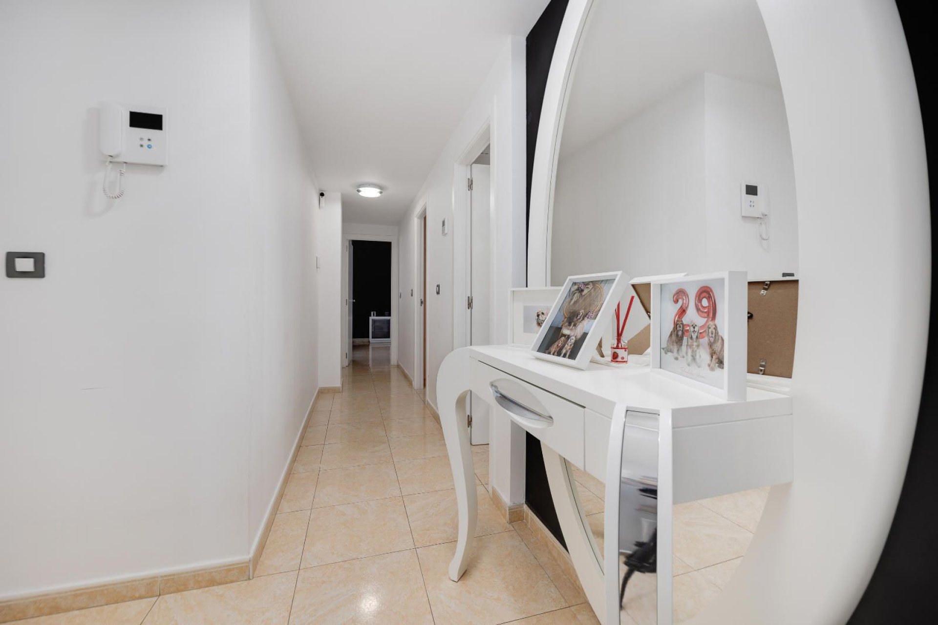 Resale - Apartment / Flat * - Torrevieja * - Centro - Muelle Pesquero
