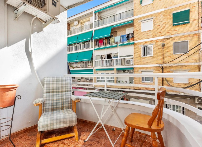 Resale - Apartment / flat - Torrevieja - Centro